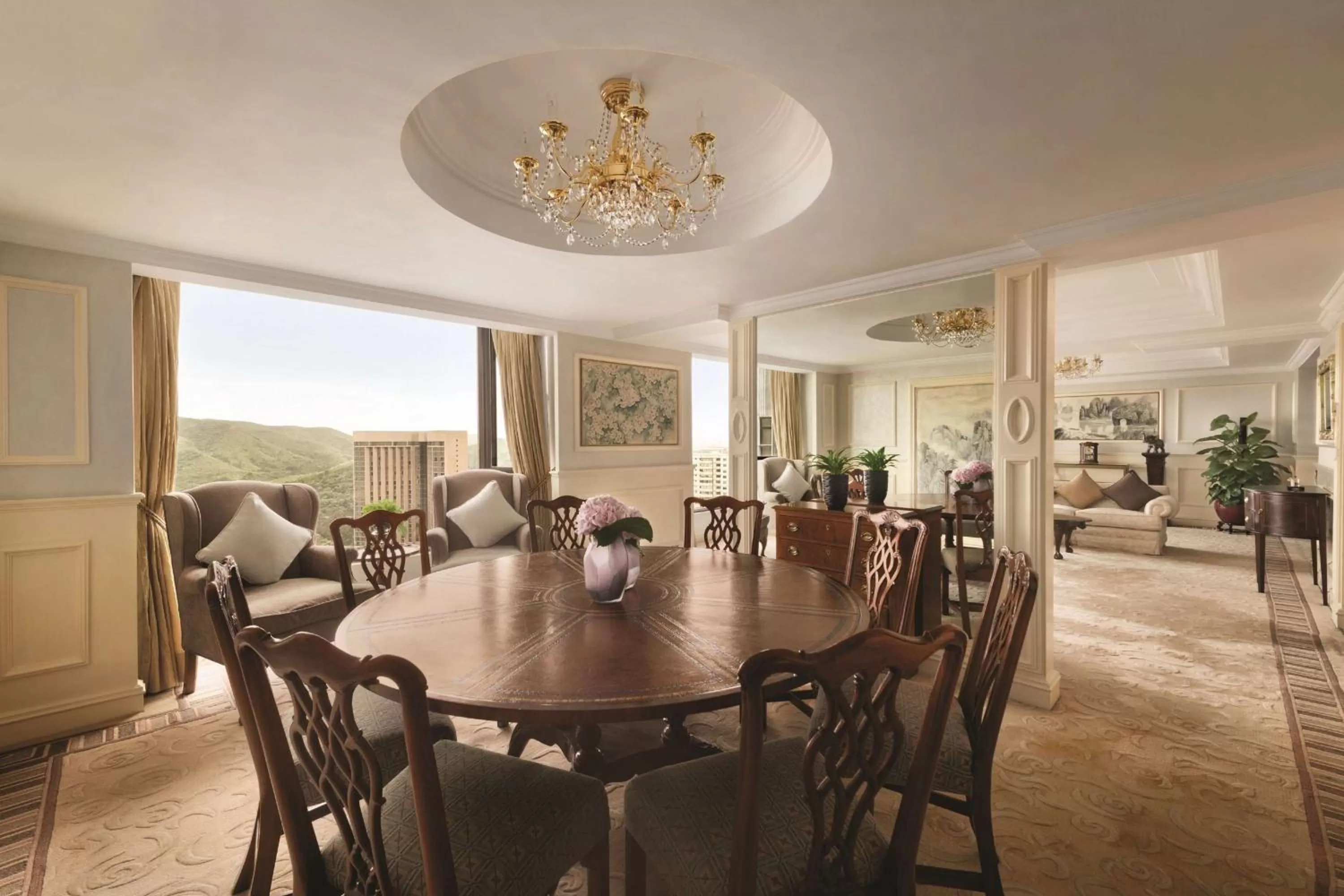 Photo of the whole room in Shangri-La Shenzhen - Nearby Luohu Border, Outdoor Swimming Pool