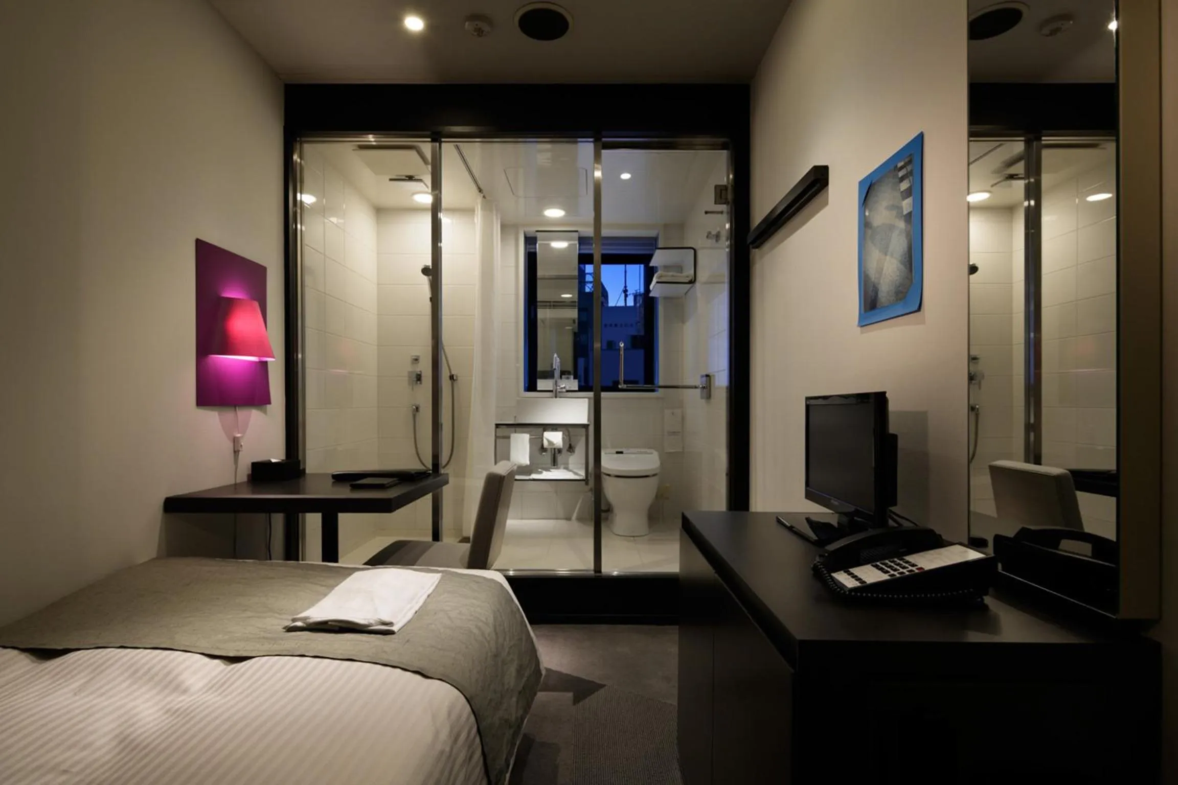 Shower, Bed in Shibuya Granbell Hotel