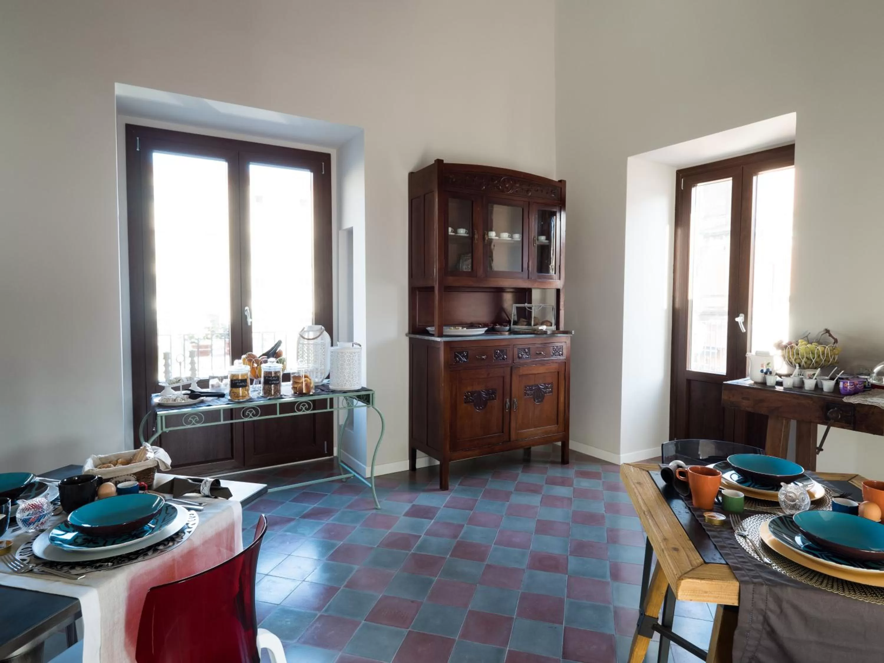 Communal lounge/ TV room in B&B Sciara Larmisi