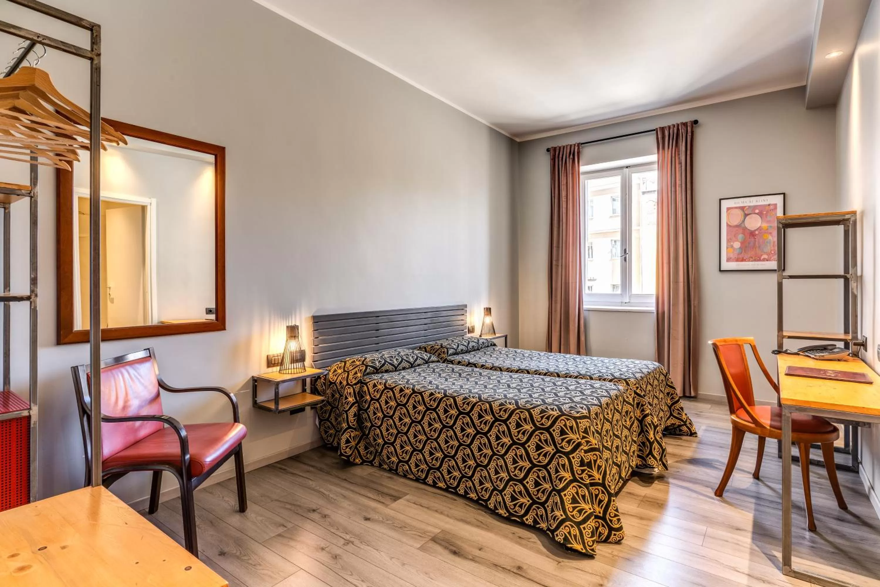 Bedroom, Bed in Hotel King