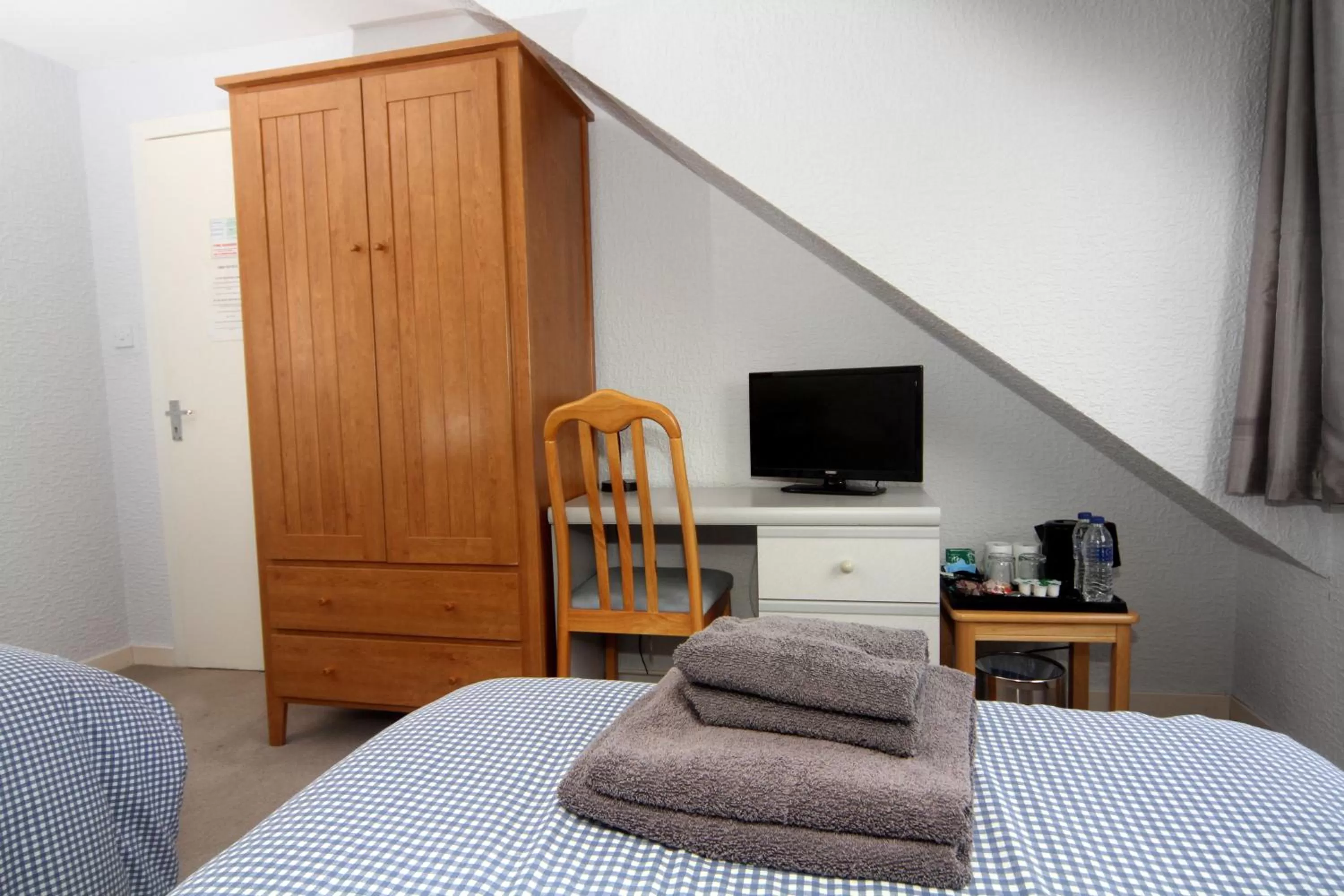 Bed in Dean Park Guest House