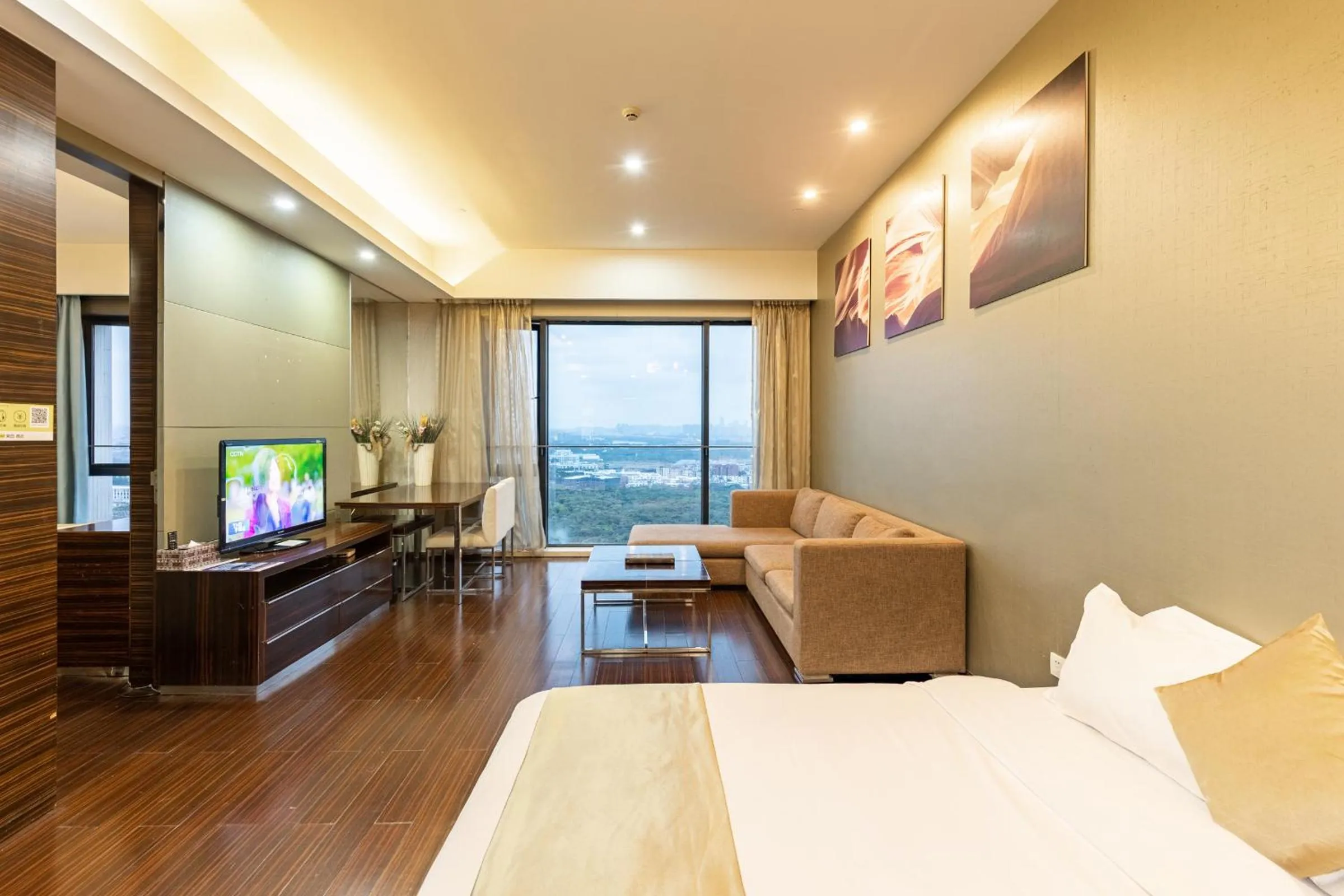 Bed in Guangzhou Xing Yi International Apartment - Poly World Branch