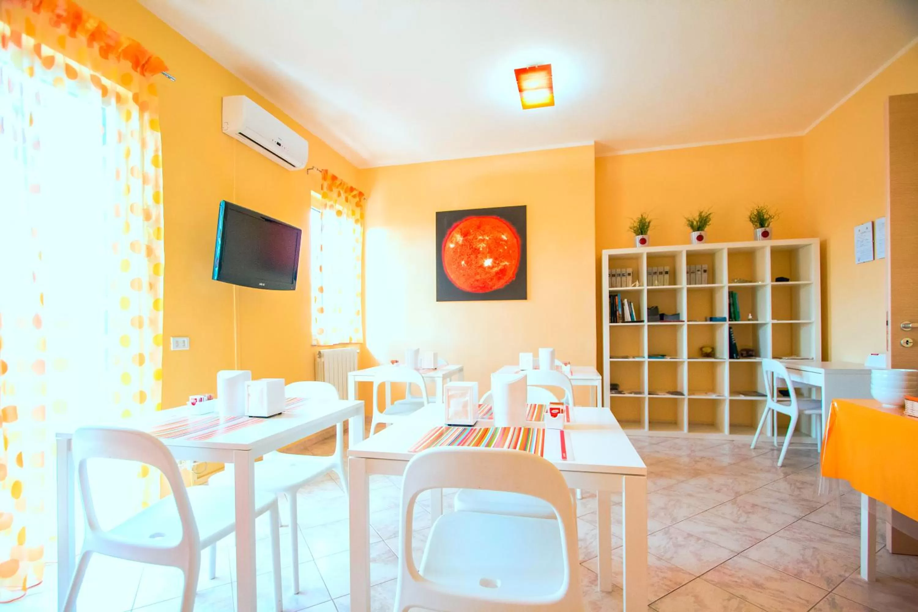 Communal lounge/ TV room in Kosmos