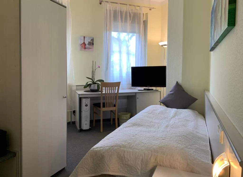 Bed in Hotel Blaufuchs