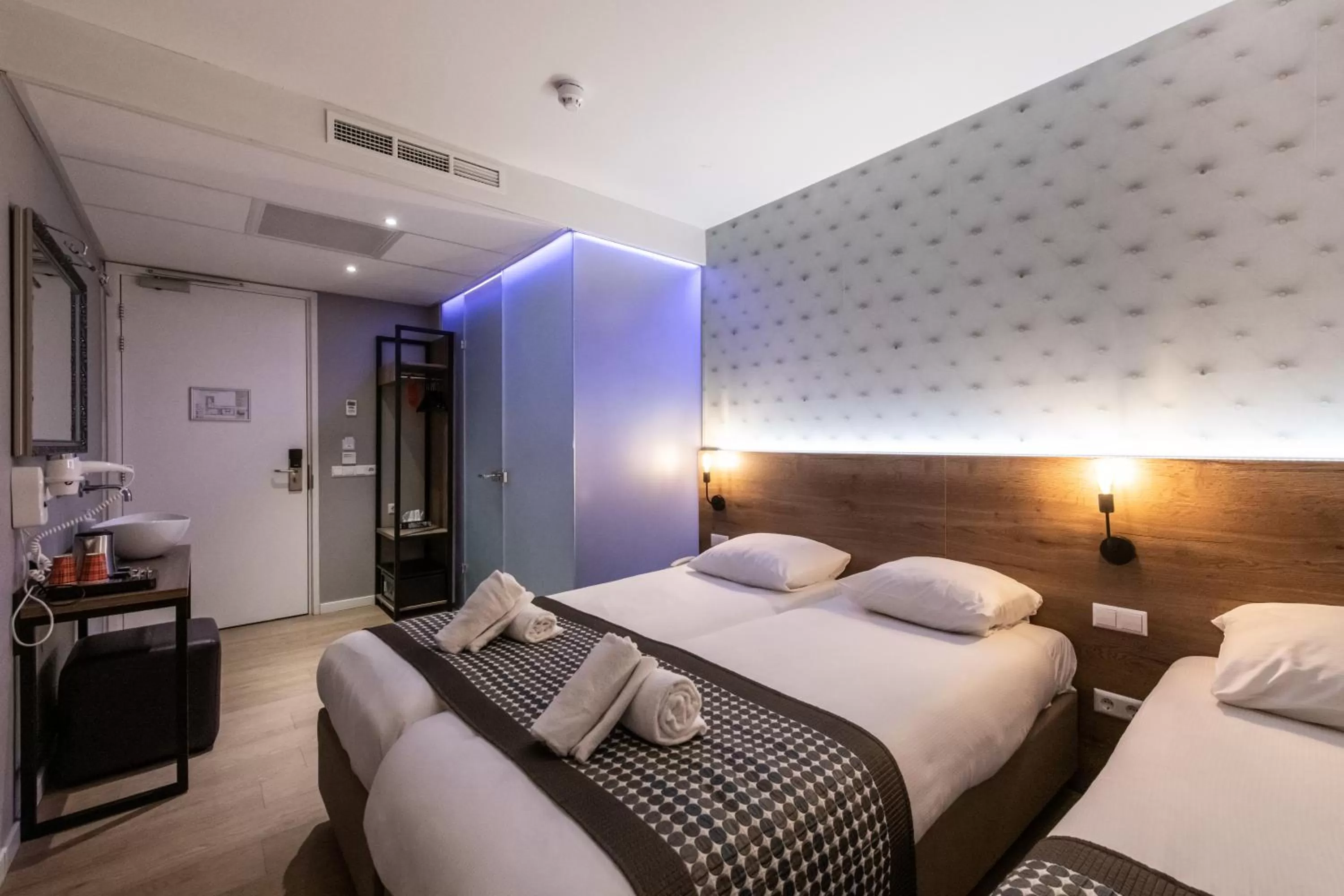 Bed in Melrose Hotel