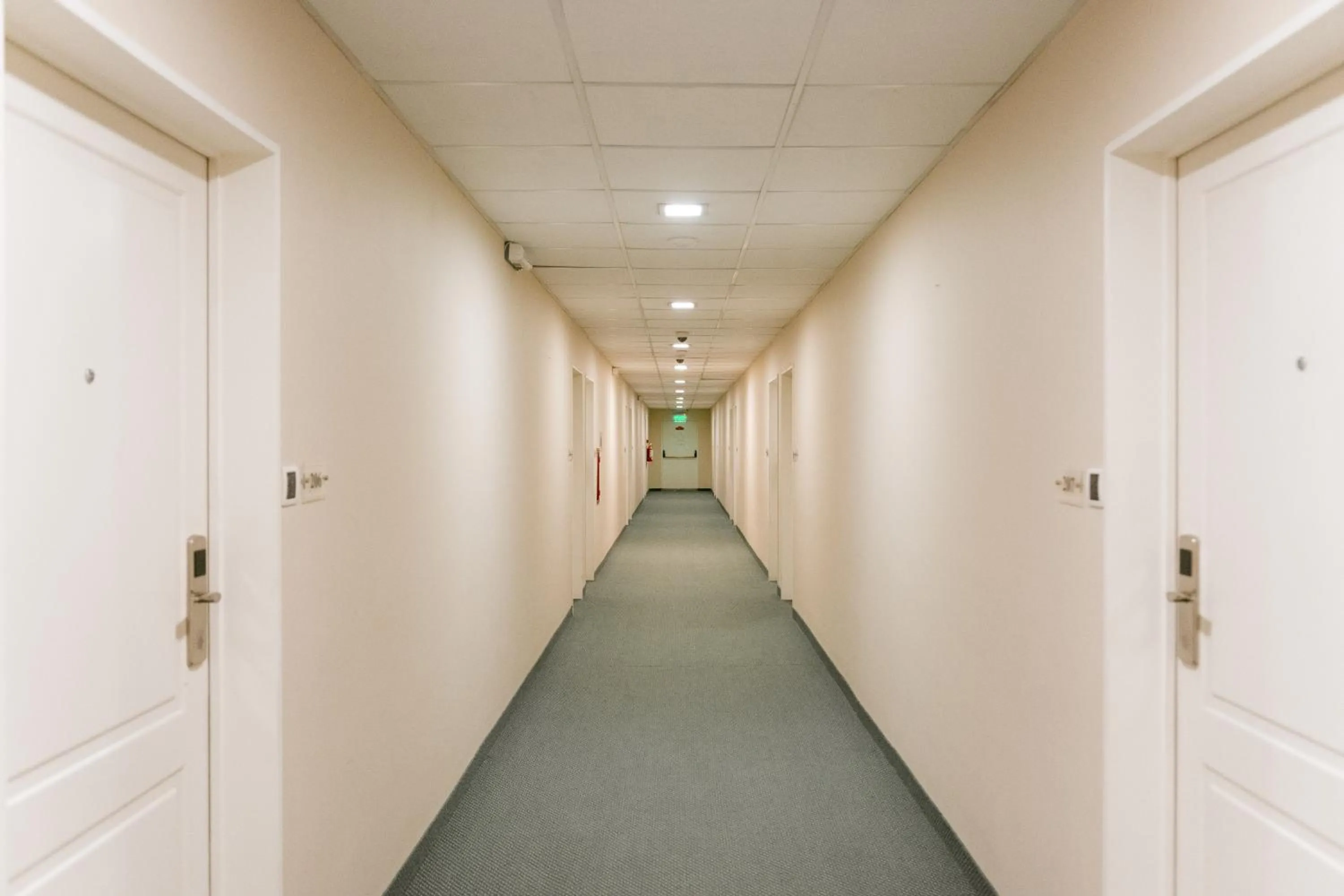 Text overlay in Hotel Plaza Central Canning