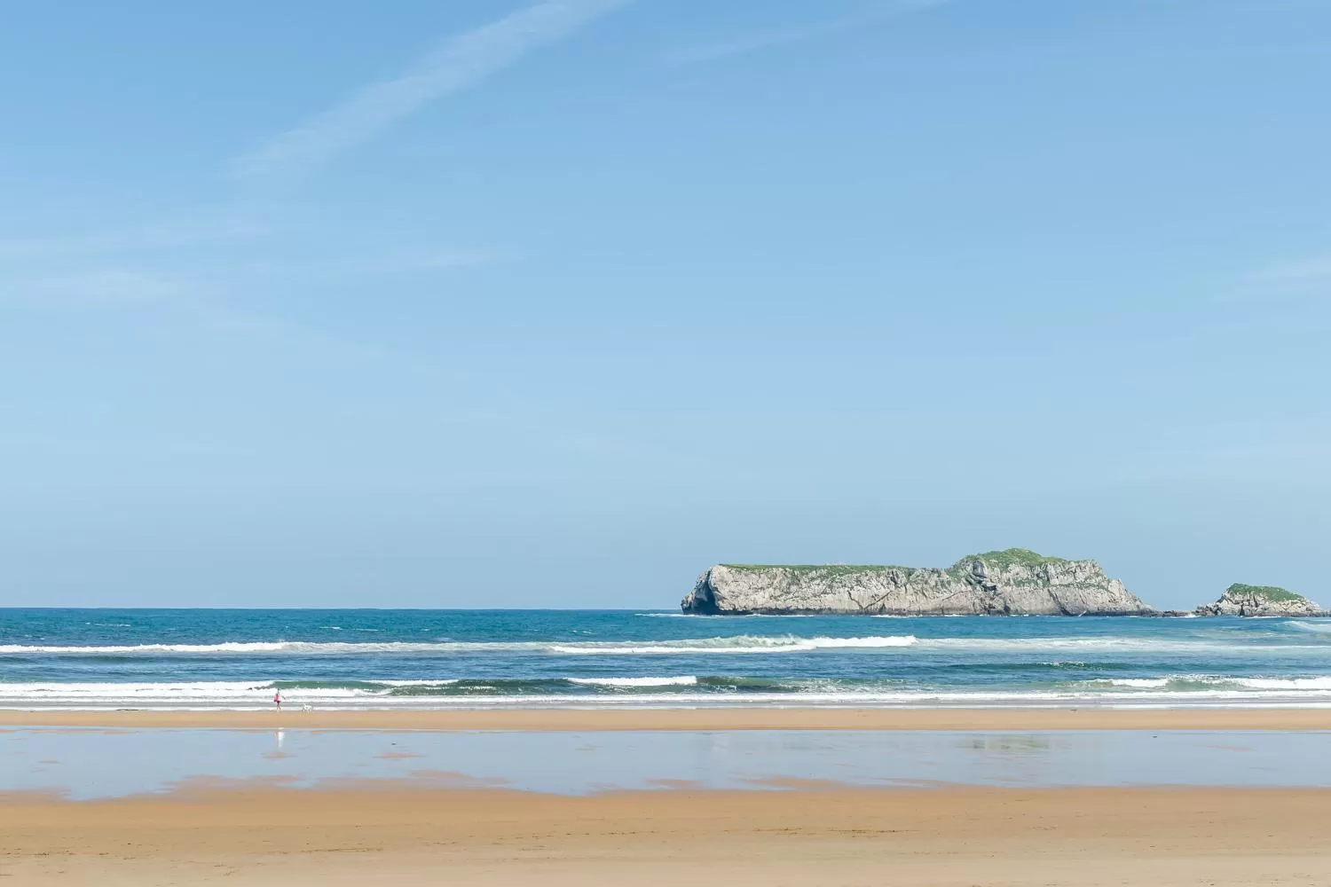 Beach in Hotel Surfances