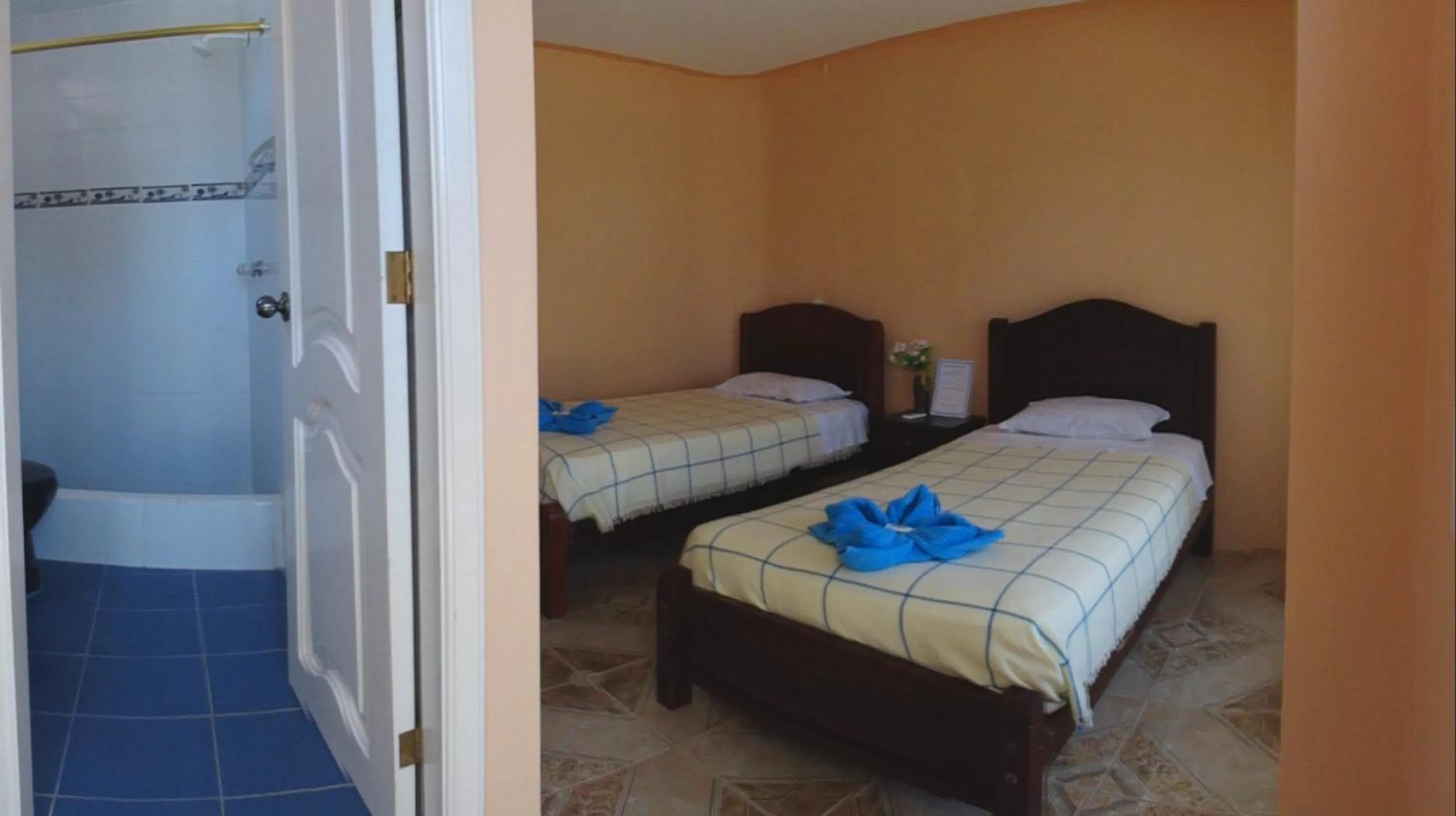 Photo of the whole room, Bed in Hostal Cerro Azul