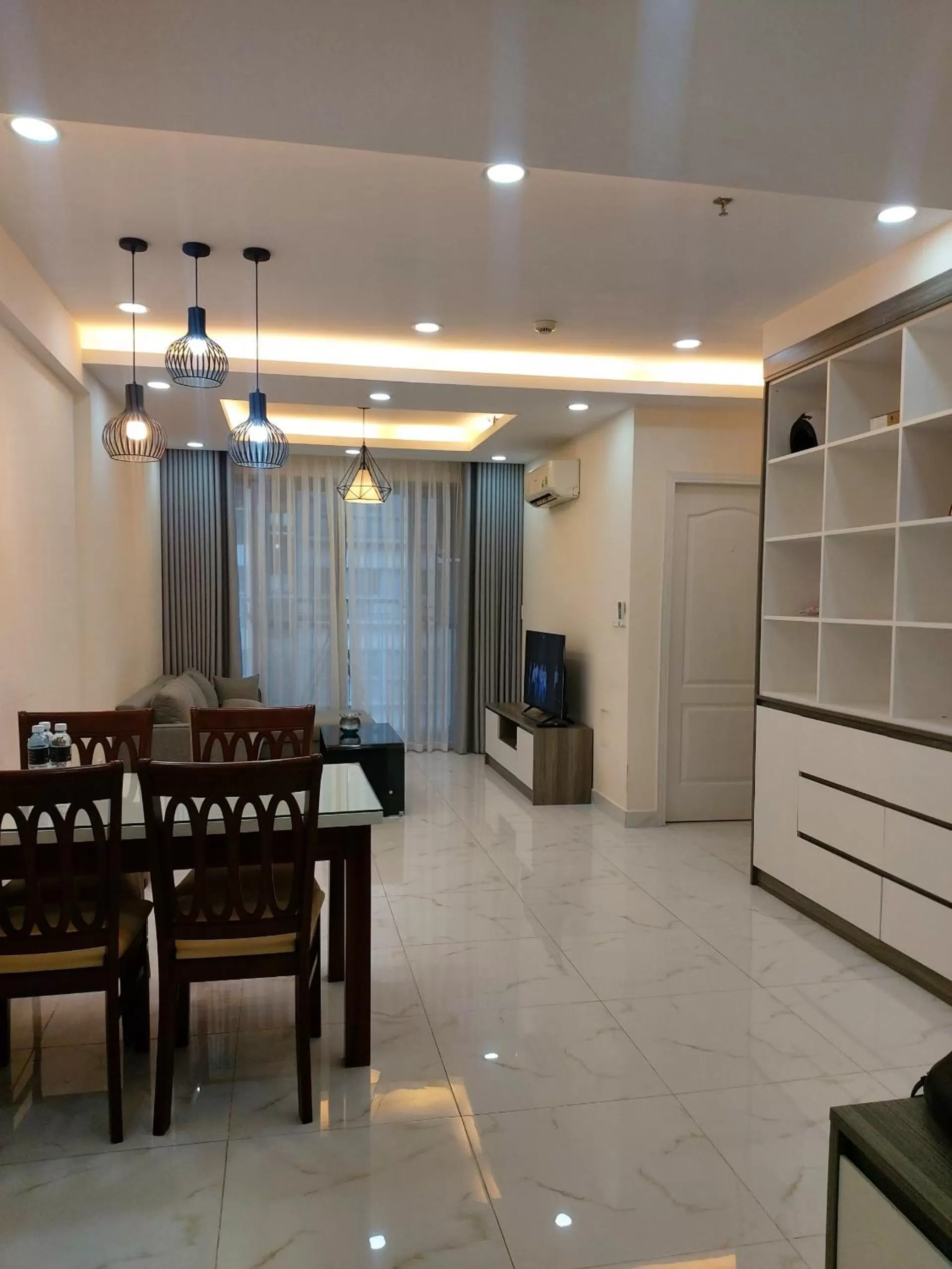 Living room in Scenic Valley Suite