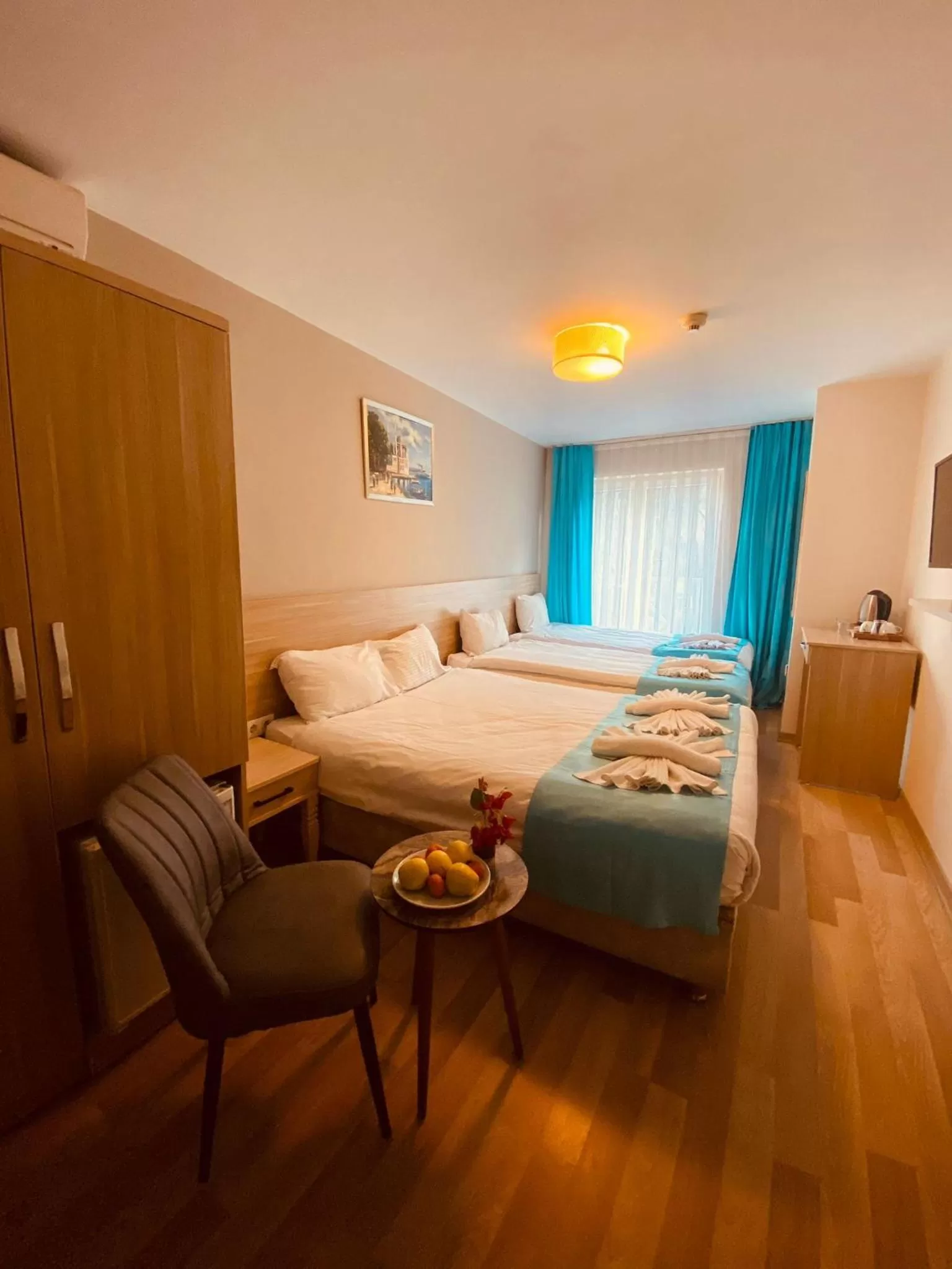 Photo of the whole room, Bed in Asteria Hotel Sirkeci