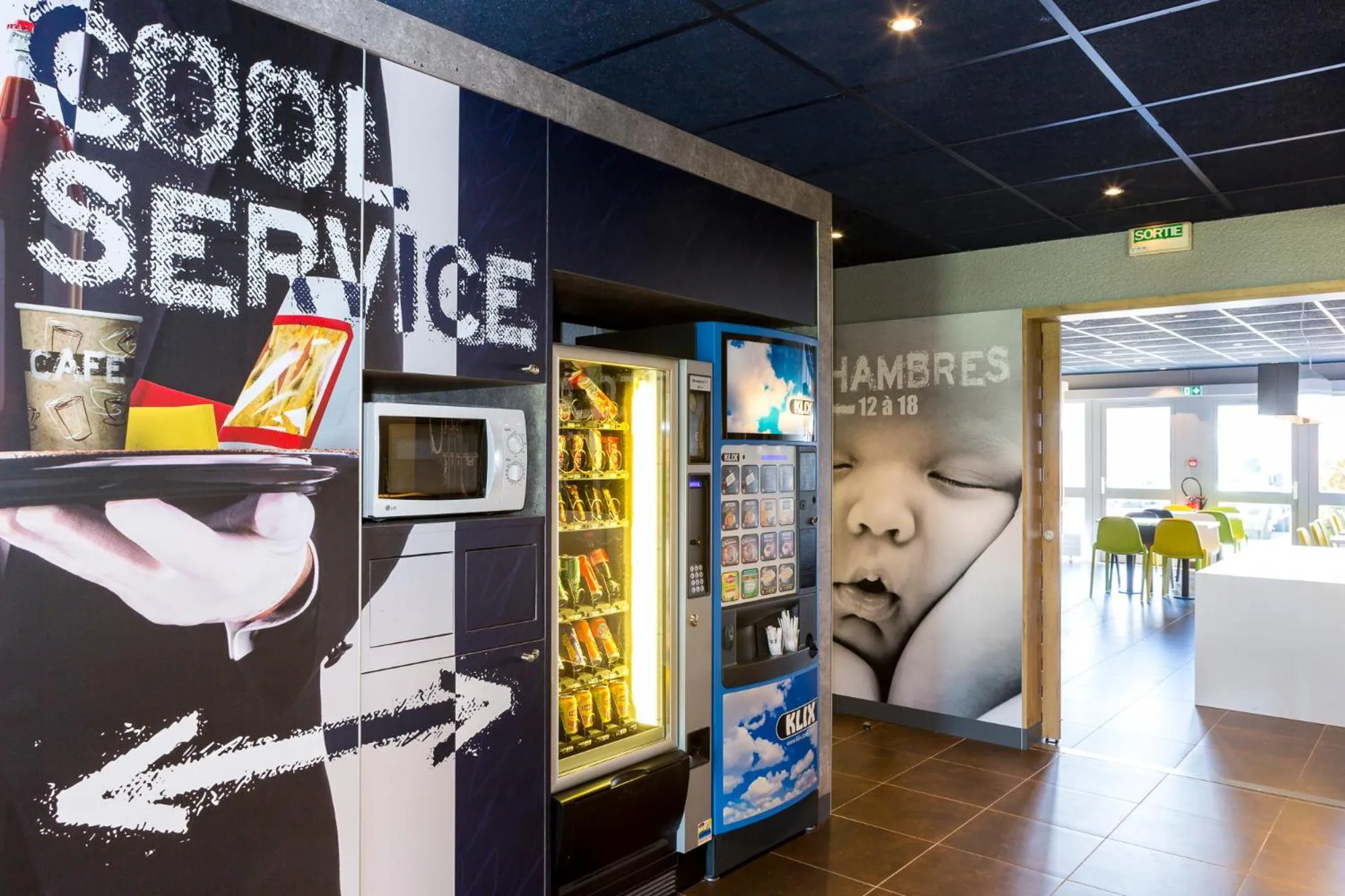 Communal lounge/ TV room in ibis budget Quimper