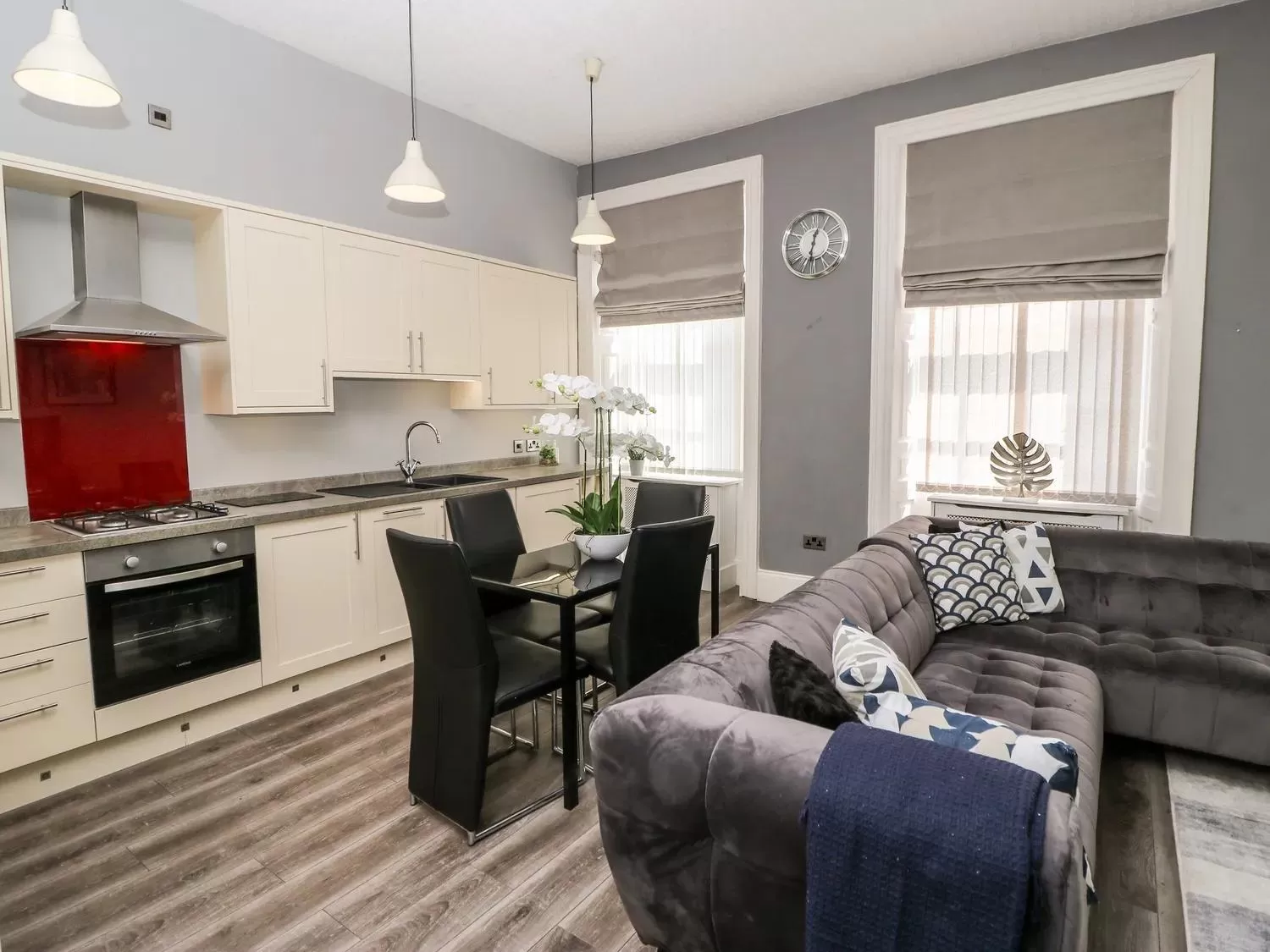 Kitchen/Kitchenette in St John's North Hotel Apartments