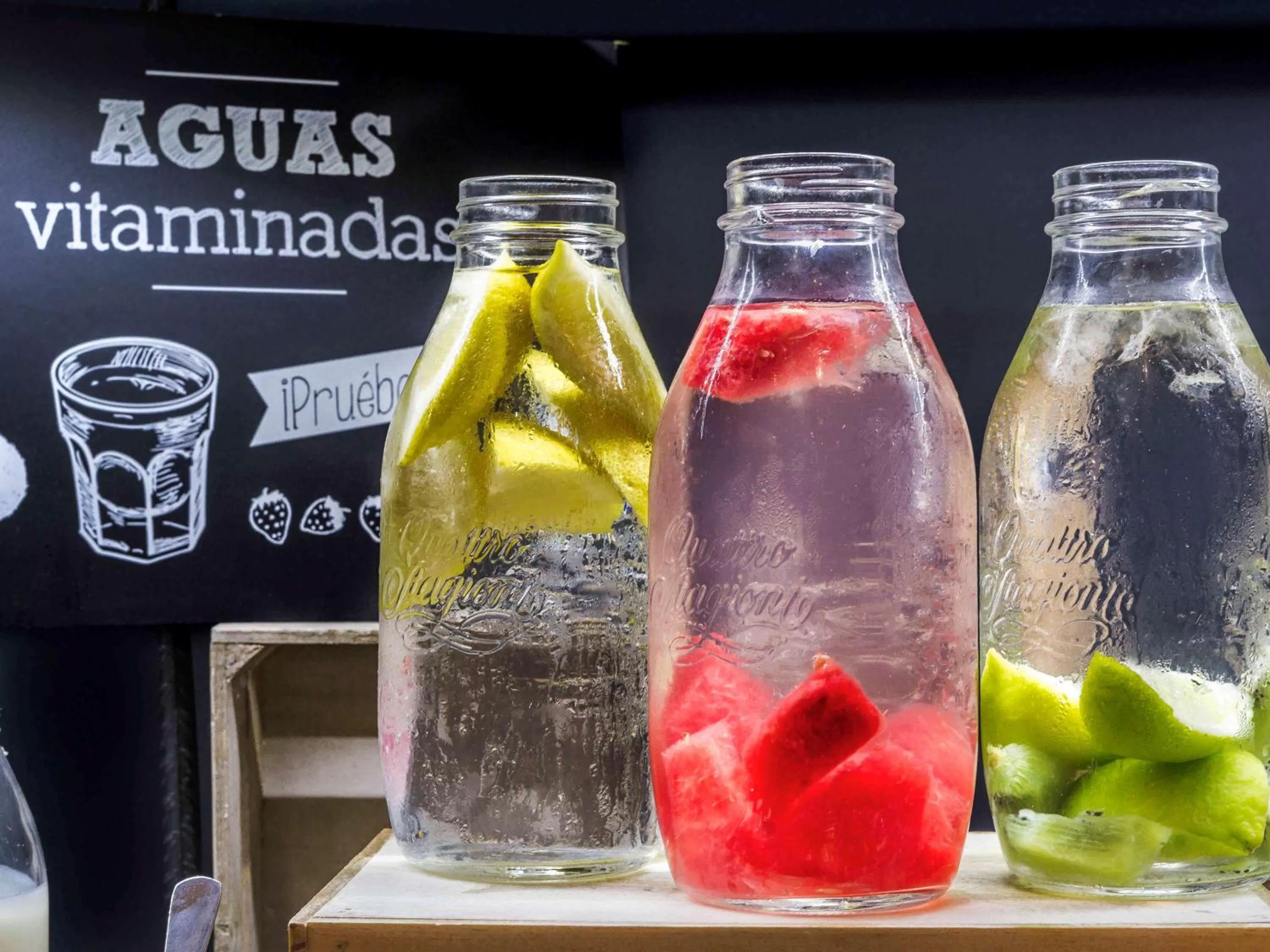 Restaurant/places to eat in Ibis Istanbul West