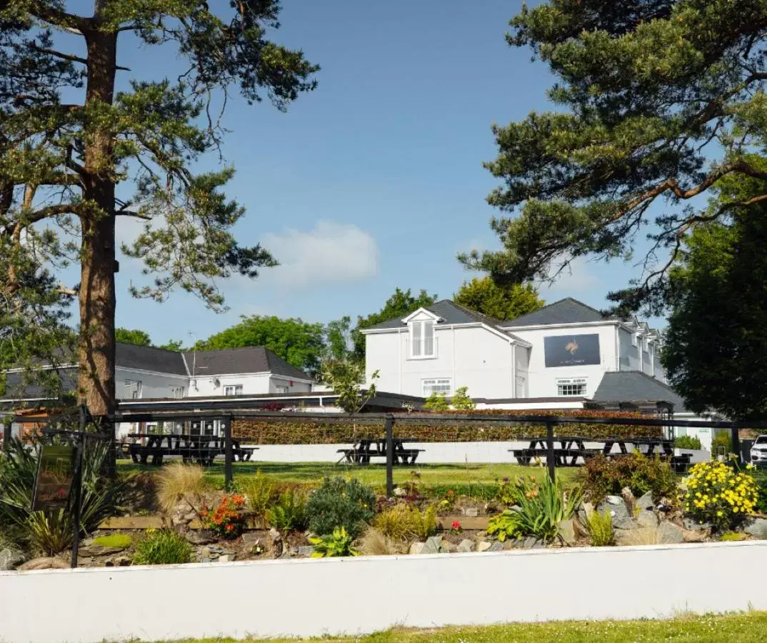 The Imperial Dragon Hotel The Imperial Dragon Hotel