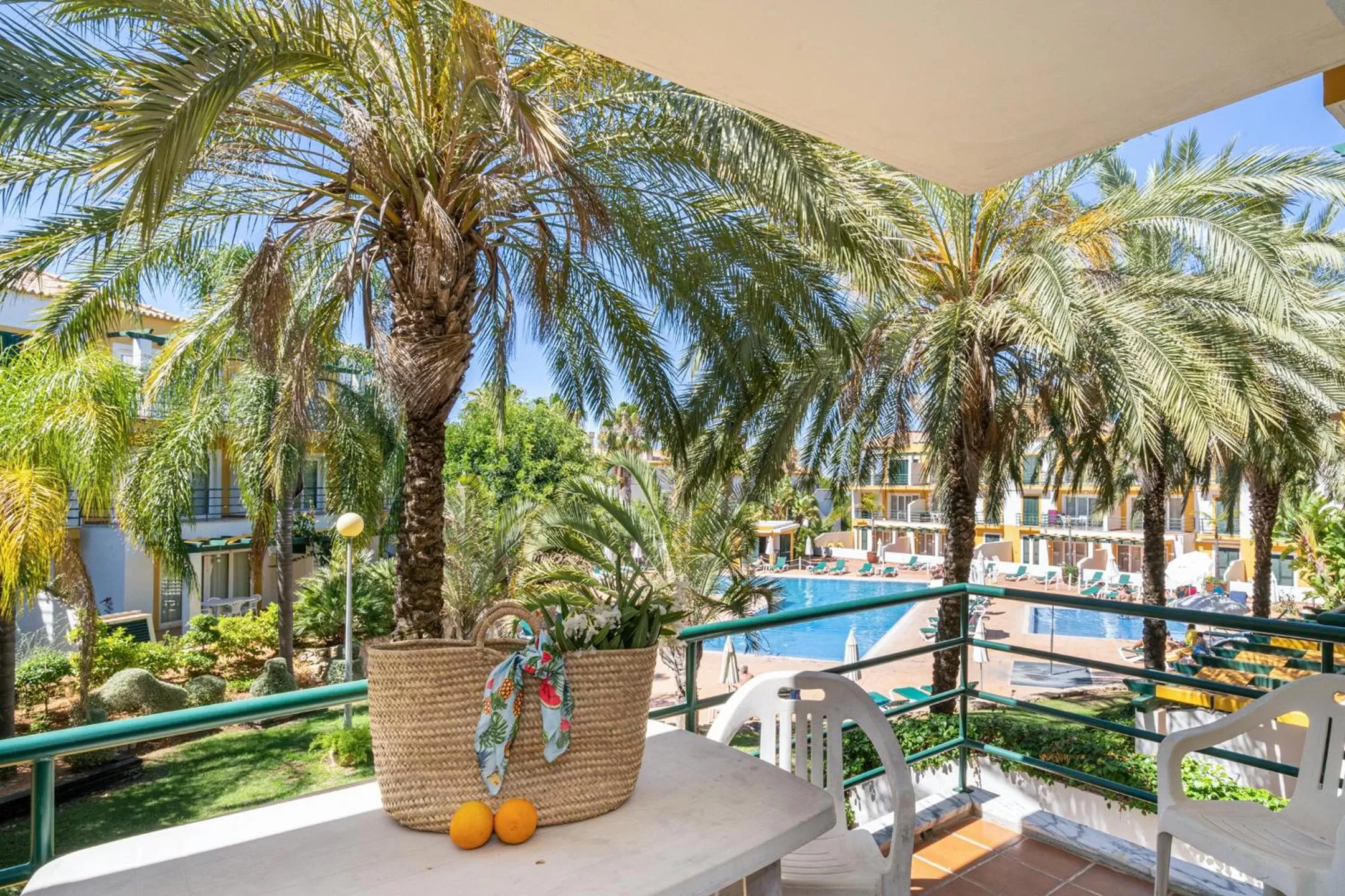 Balcony/Terrace in Quinta do Morgado - Apartamentos Turisticos Monte Da Eira