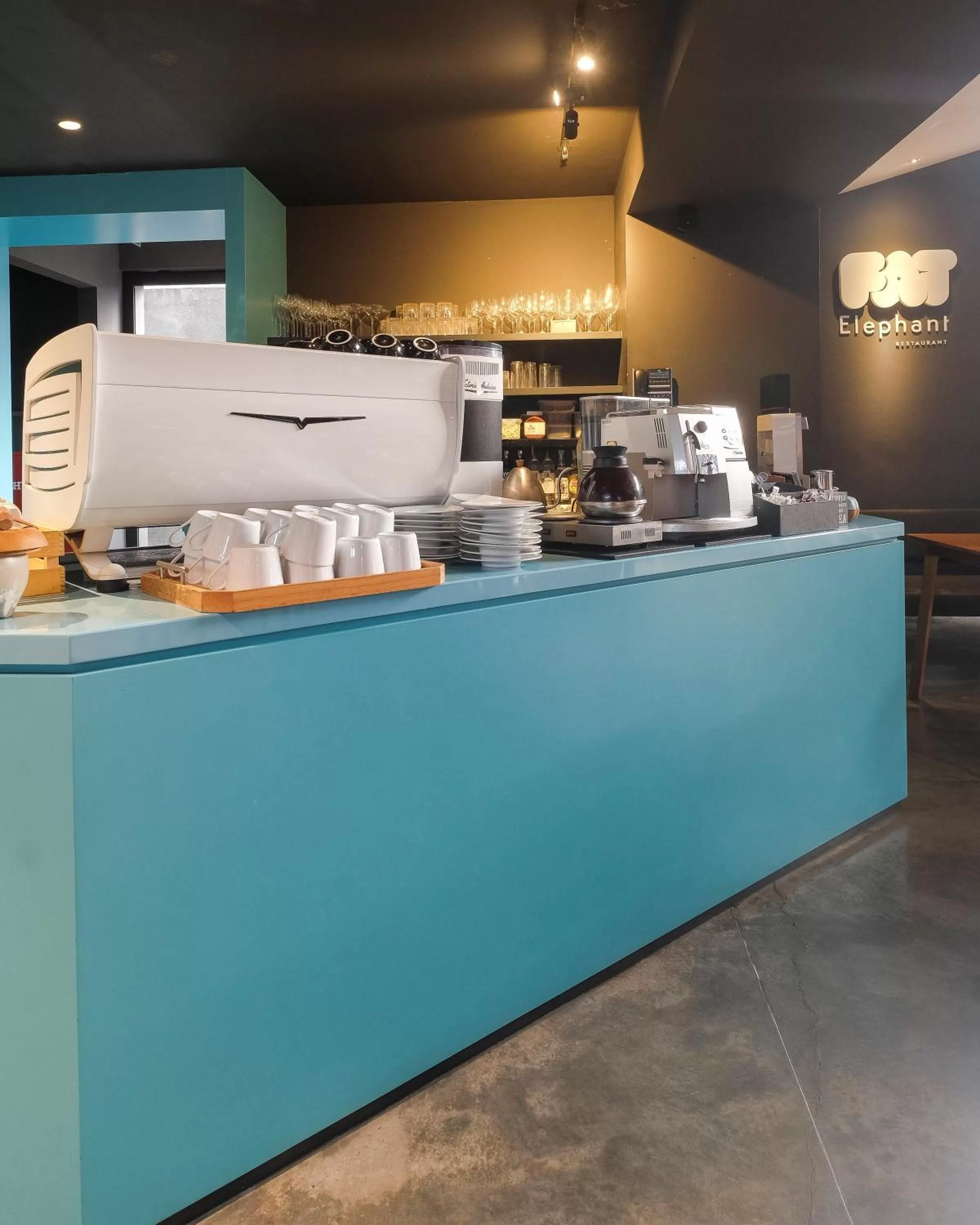 Food and drinks in ARTOTEL Gajahmada Semarang