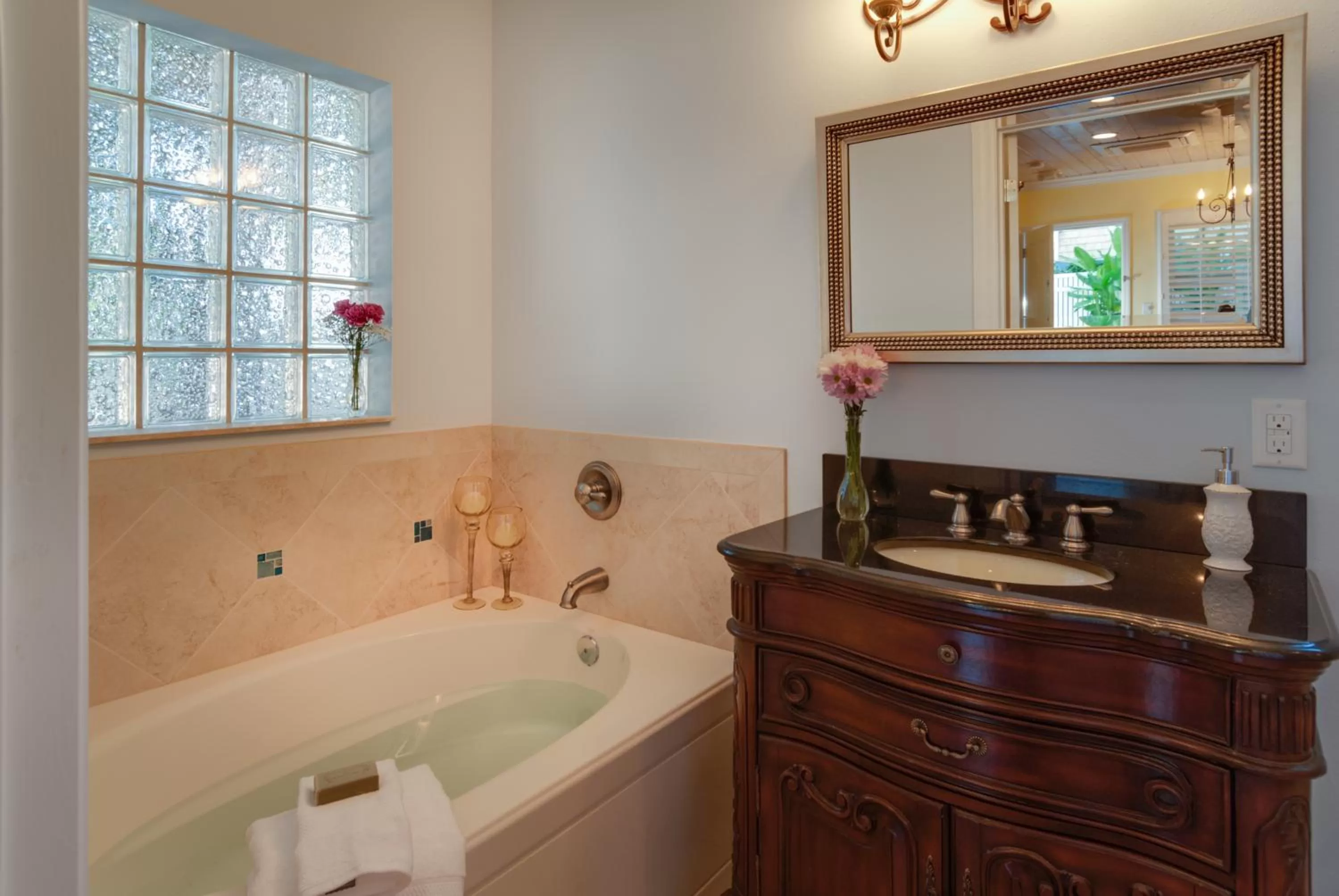 Bathroom in SeaGlass Inn Bed and Breakfast