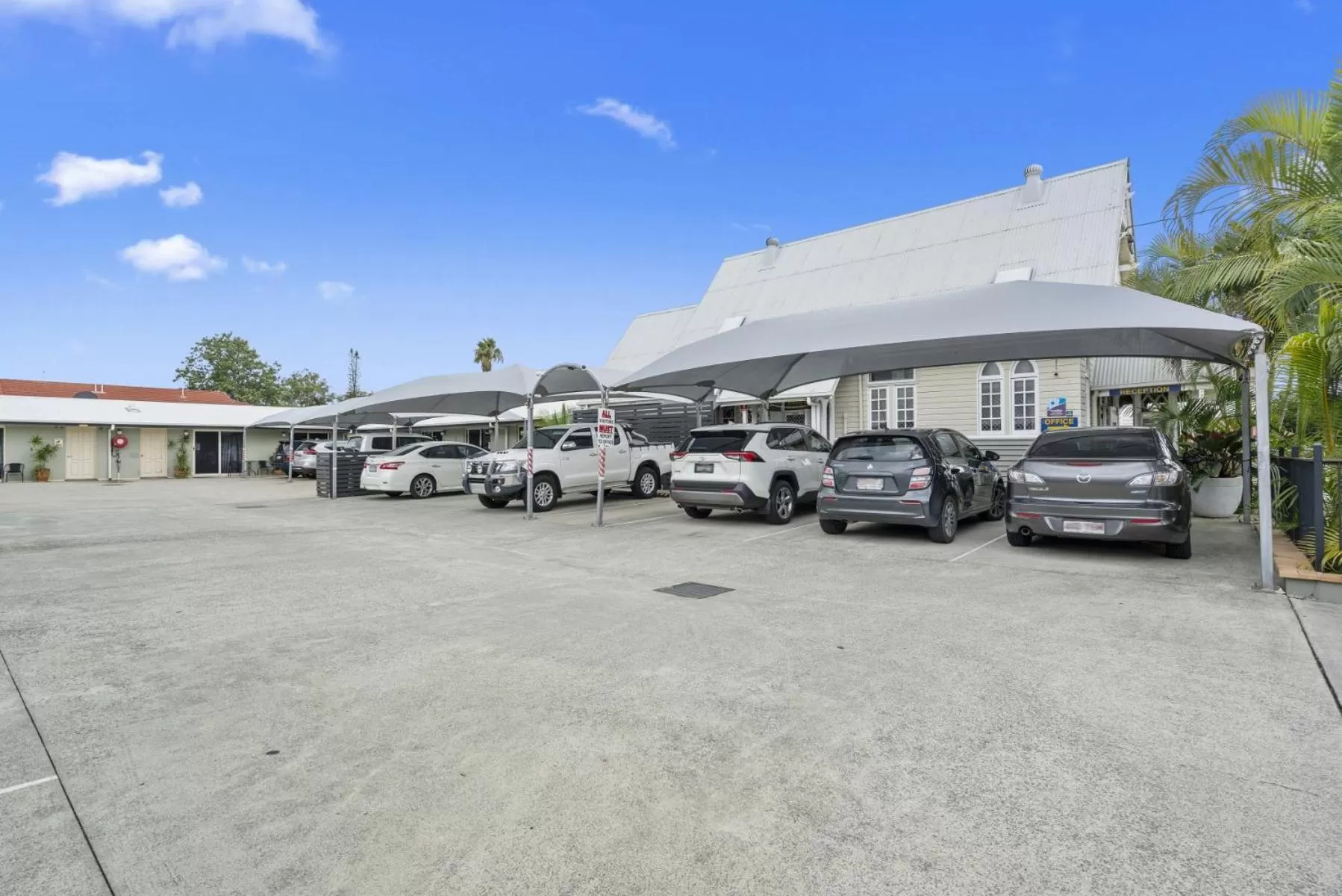 Parking in Caboolture Central Motor Inn, Sure Stay Collection by BW