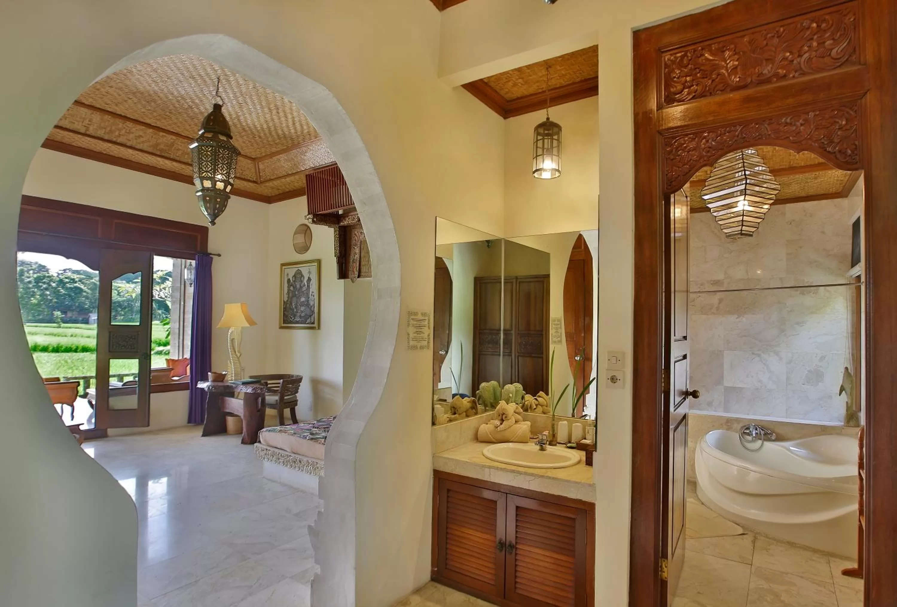 Bedroom in Green Field Hotel and Restaurant