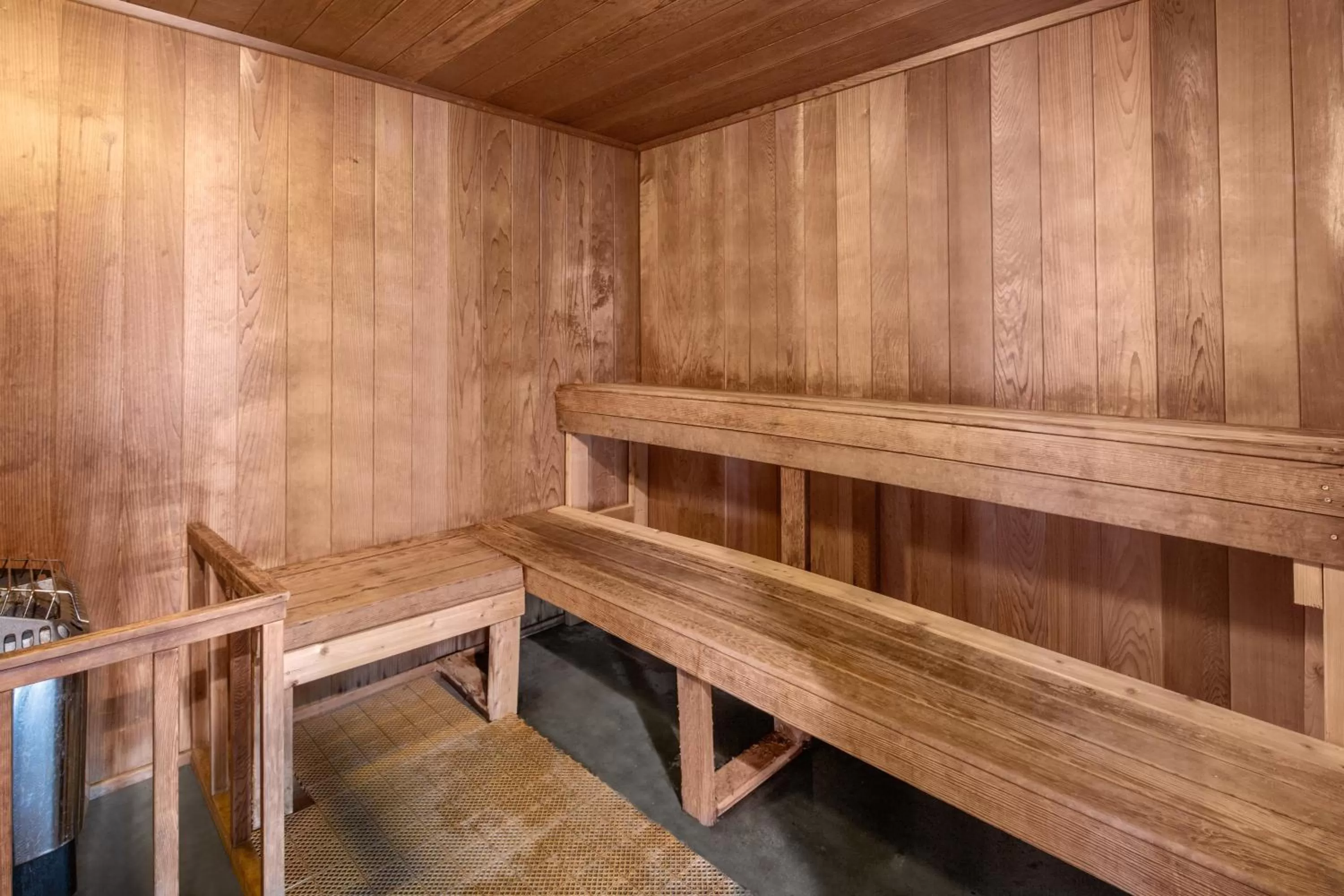 Lobby or reception in Holiday Inn Express Hotel & Suites Bishop by IHG