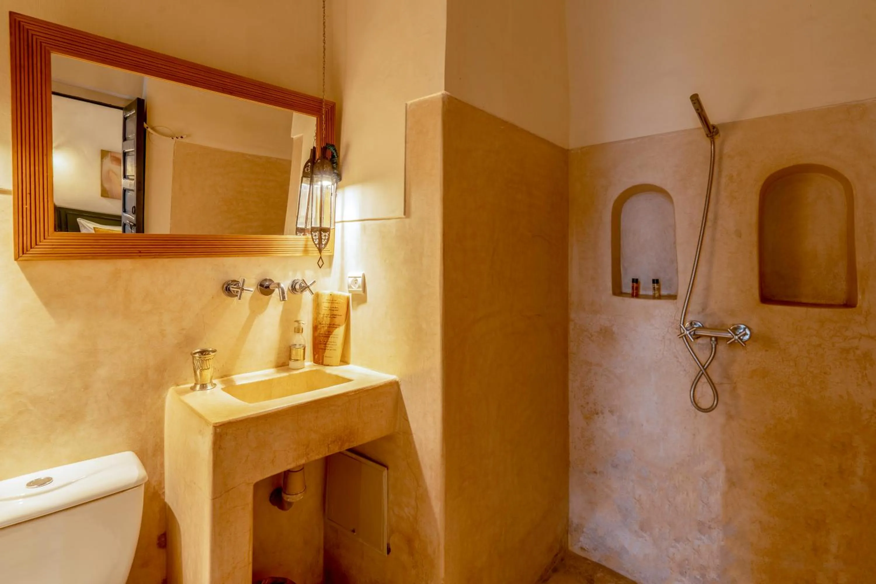 Bathroom in Hotel & Spa Dar Sara