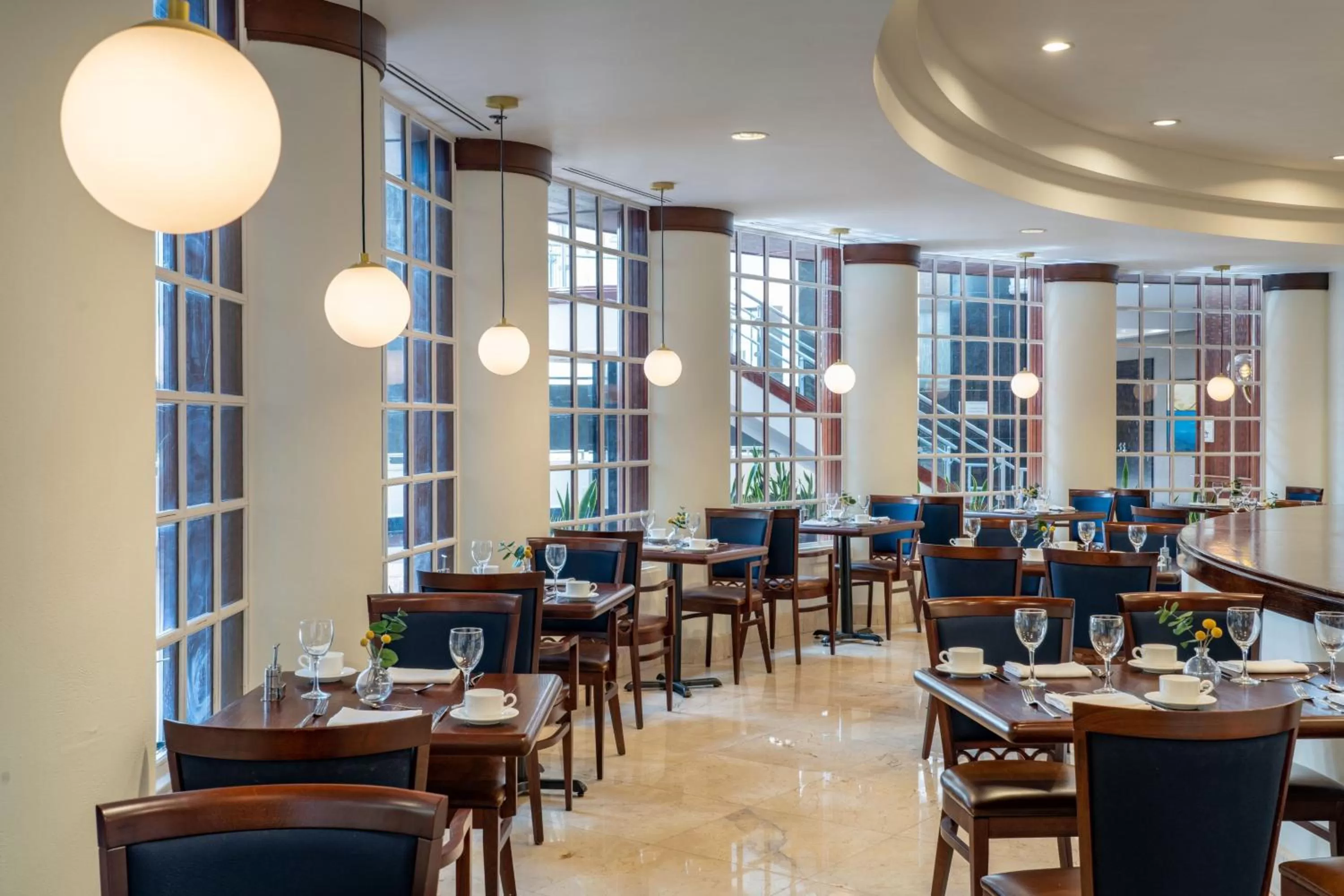 Restaurant/places to eat in Miami Marriott Dadeland