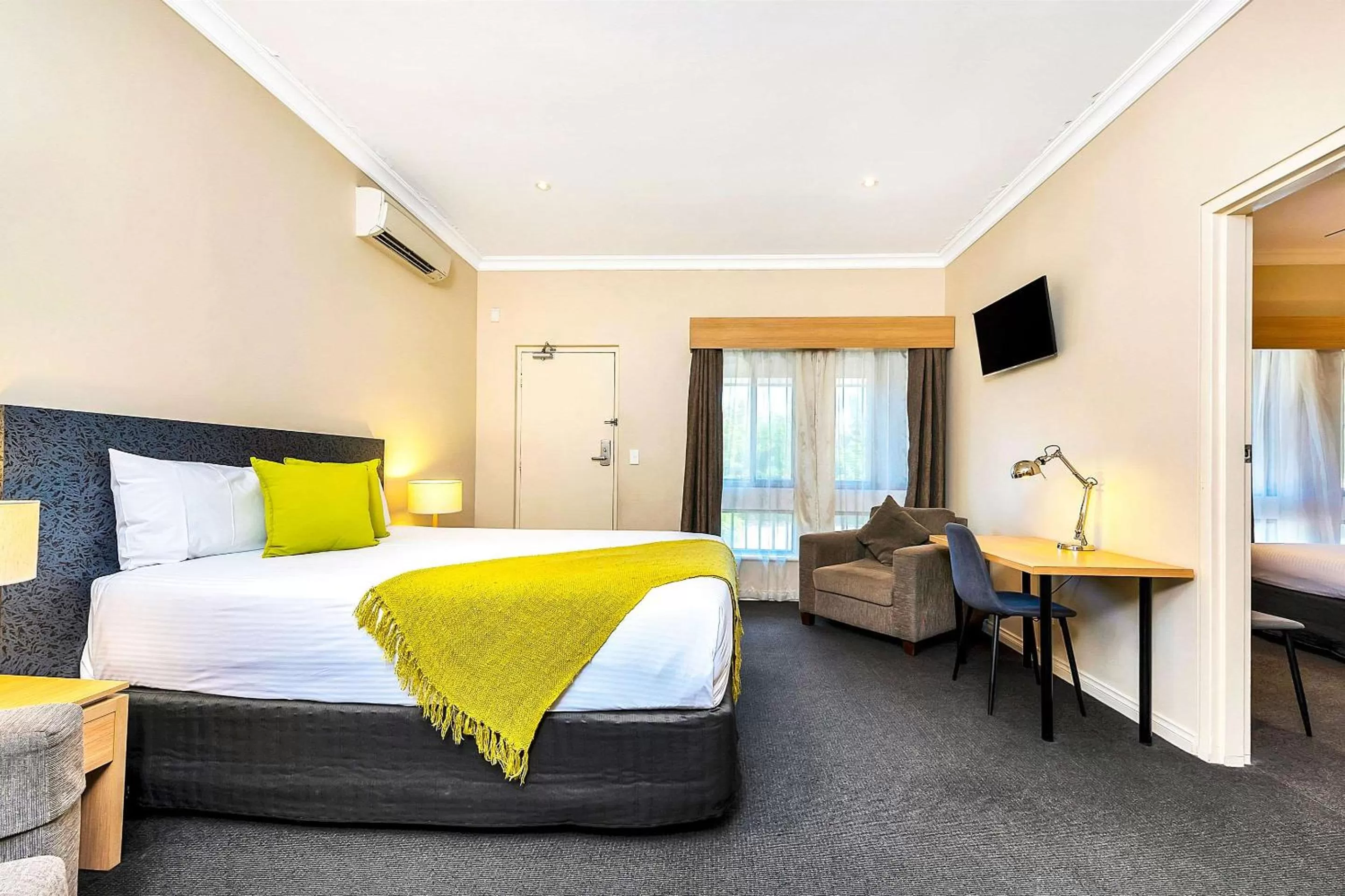 Photo of the whole room, Bed in Comfort Inn & Suites Sombrero