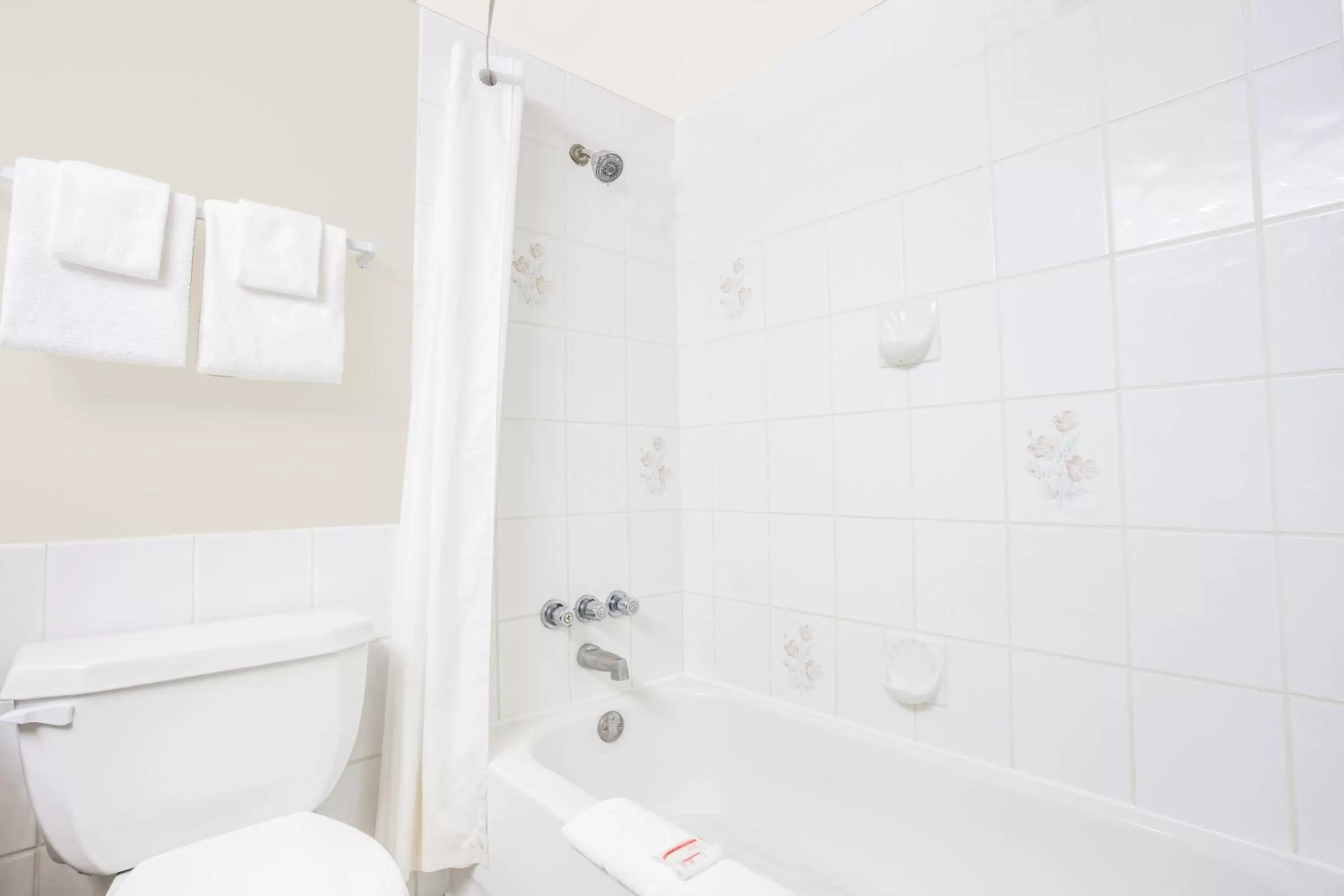 Shower in Super 8 by Wyndham Quesnel BC