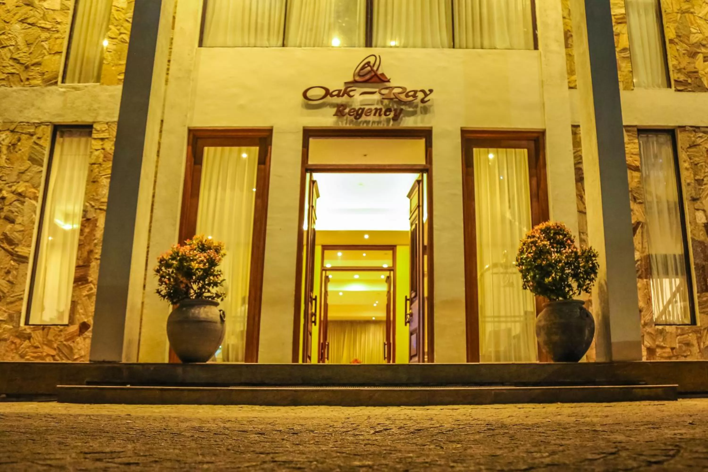 Facade/entrance in Oak Ray Regency