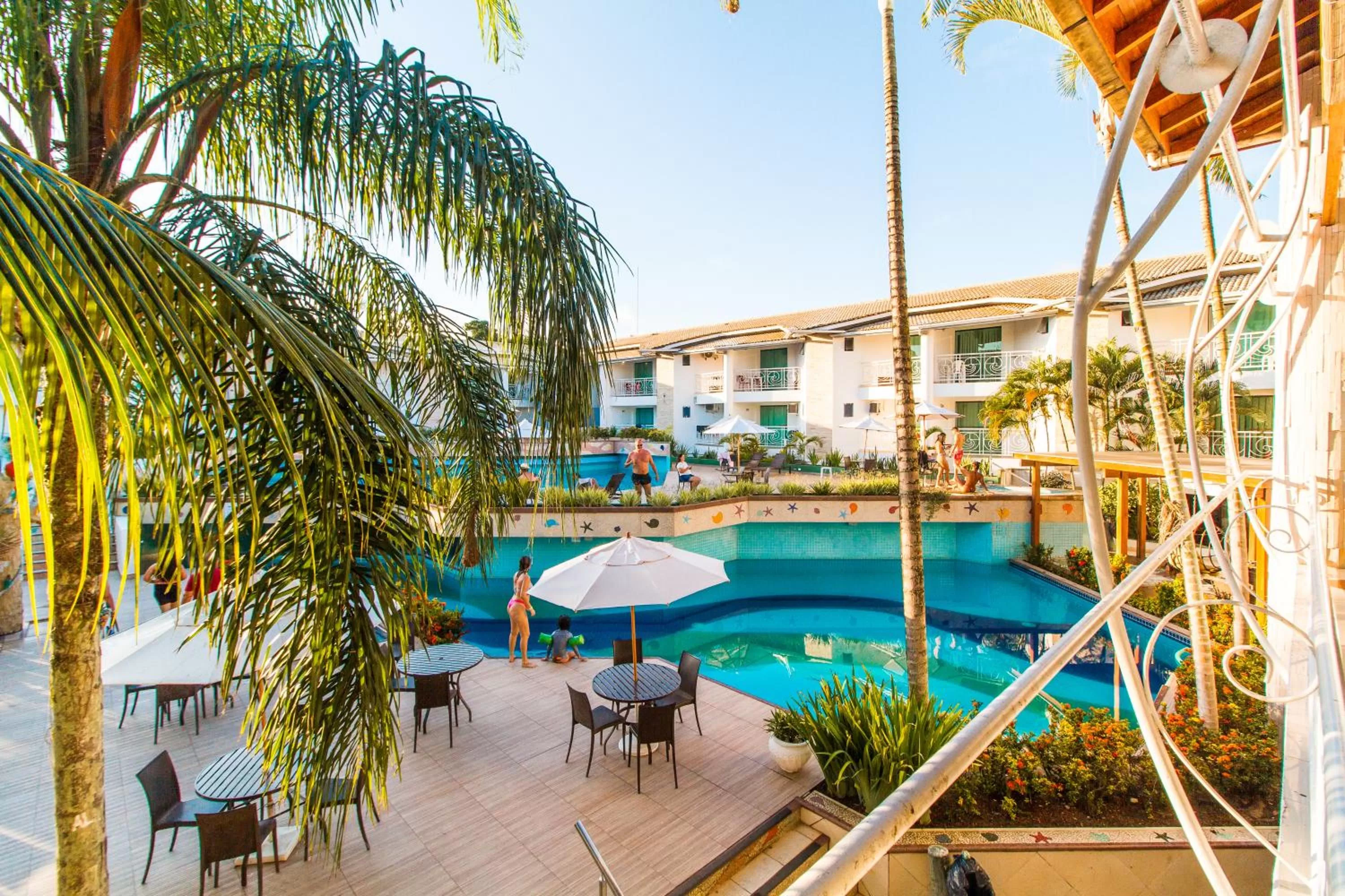 Swimming pool in Portal Beach - Rede Soberano