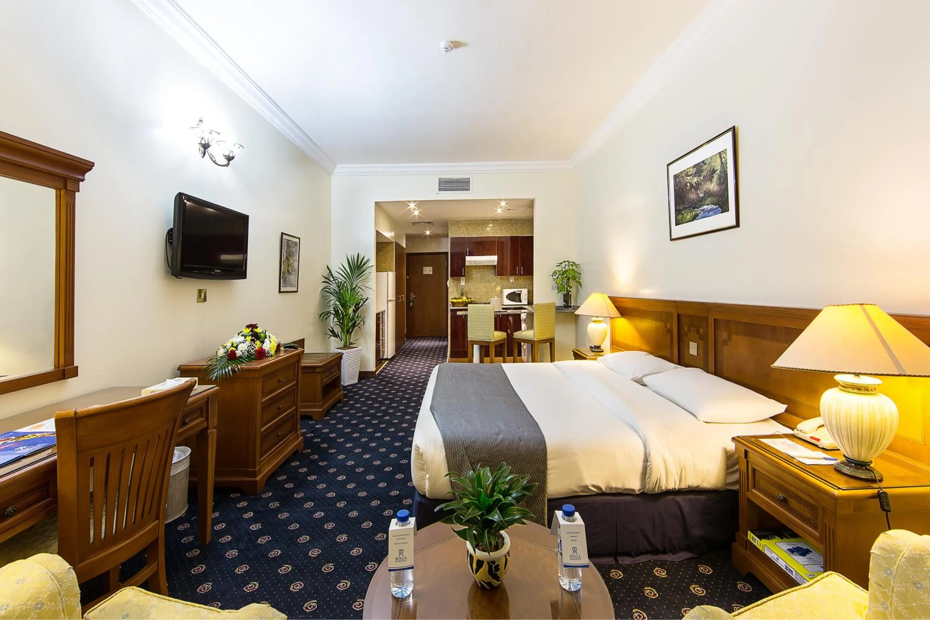 Photo of the whole room, Bed in Rolla Residence Hotel Apartment