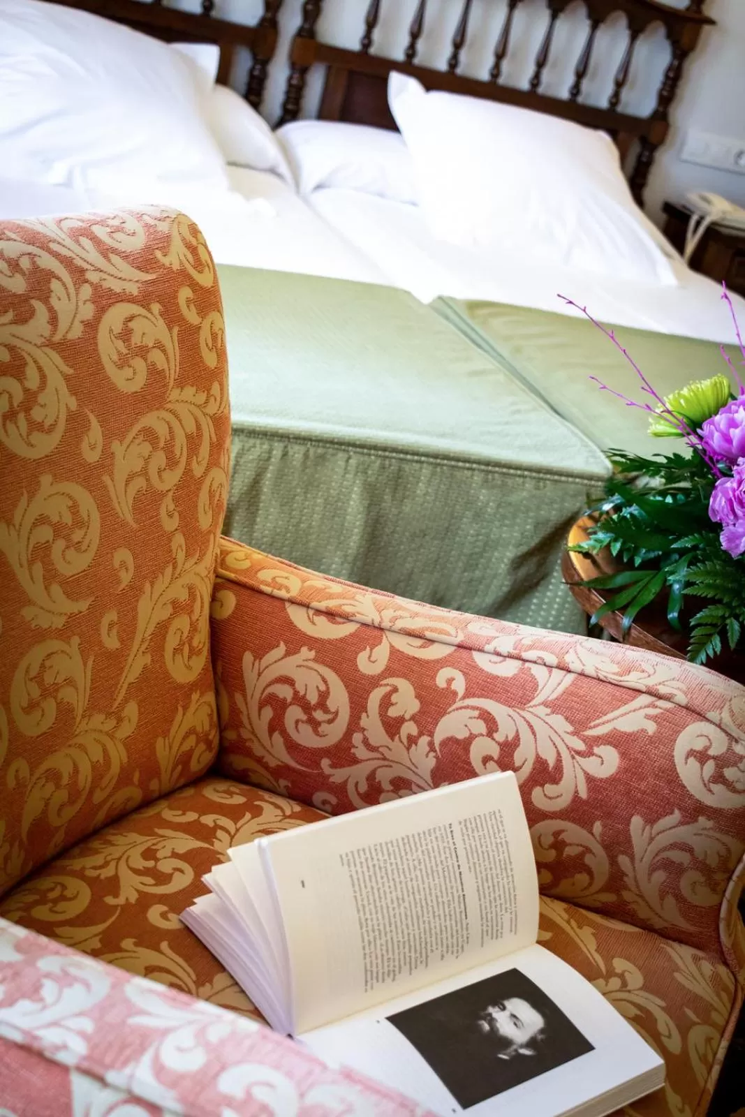 Pool view, Bed in Parador de Tordesillas