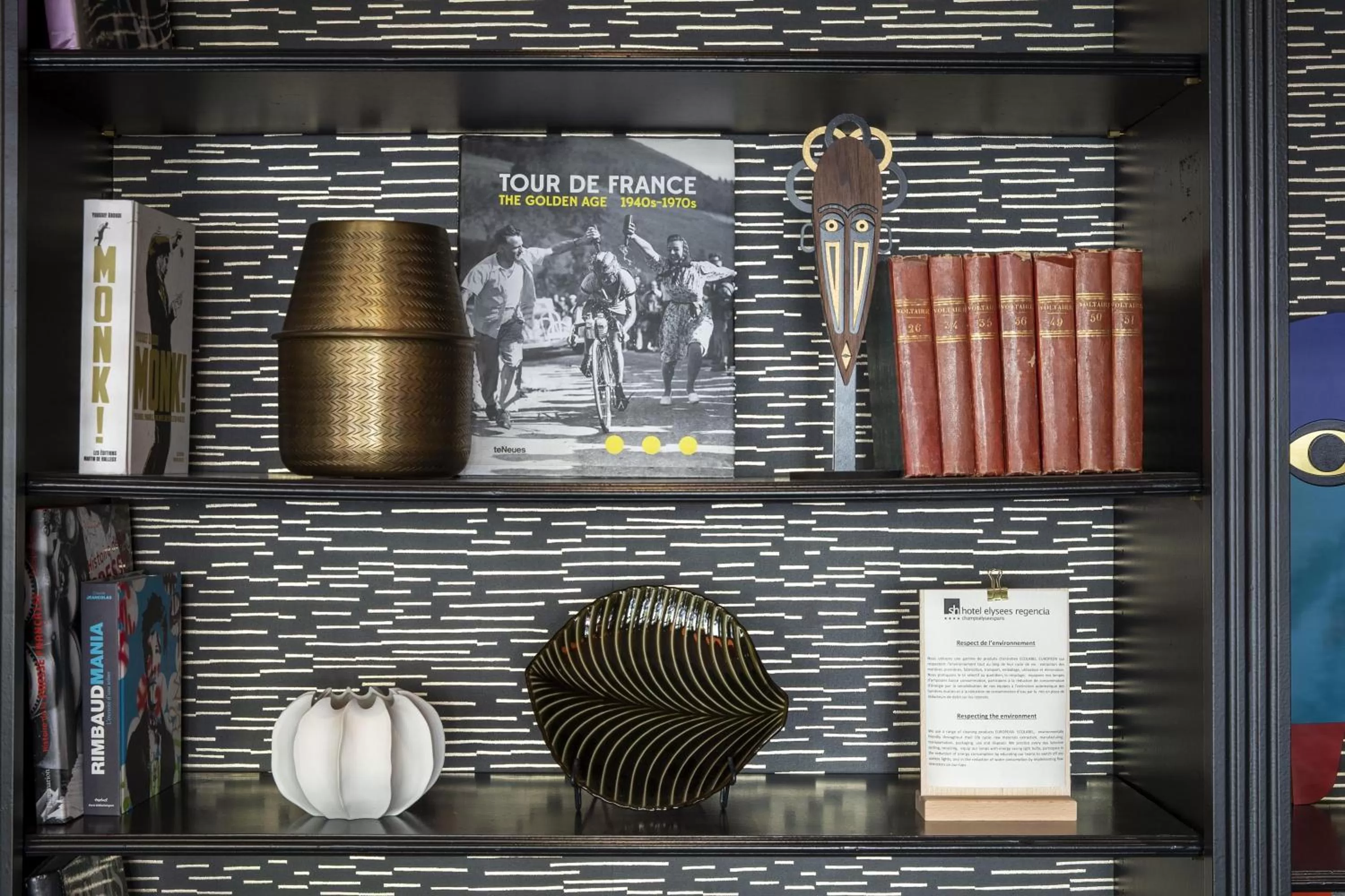 Library in Hôtel Elysées Régencia