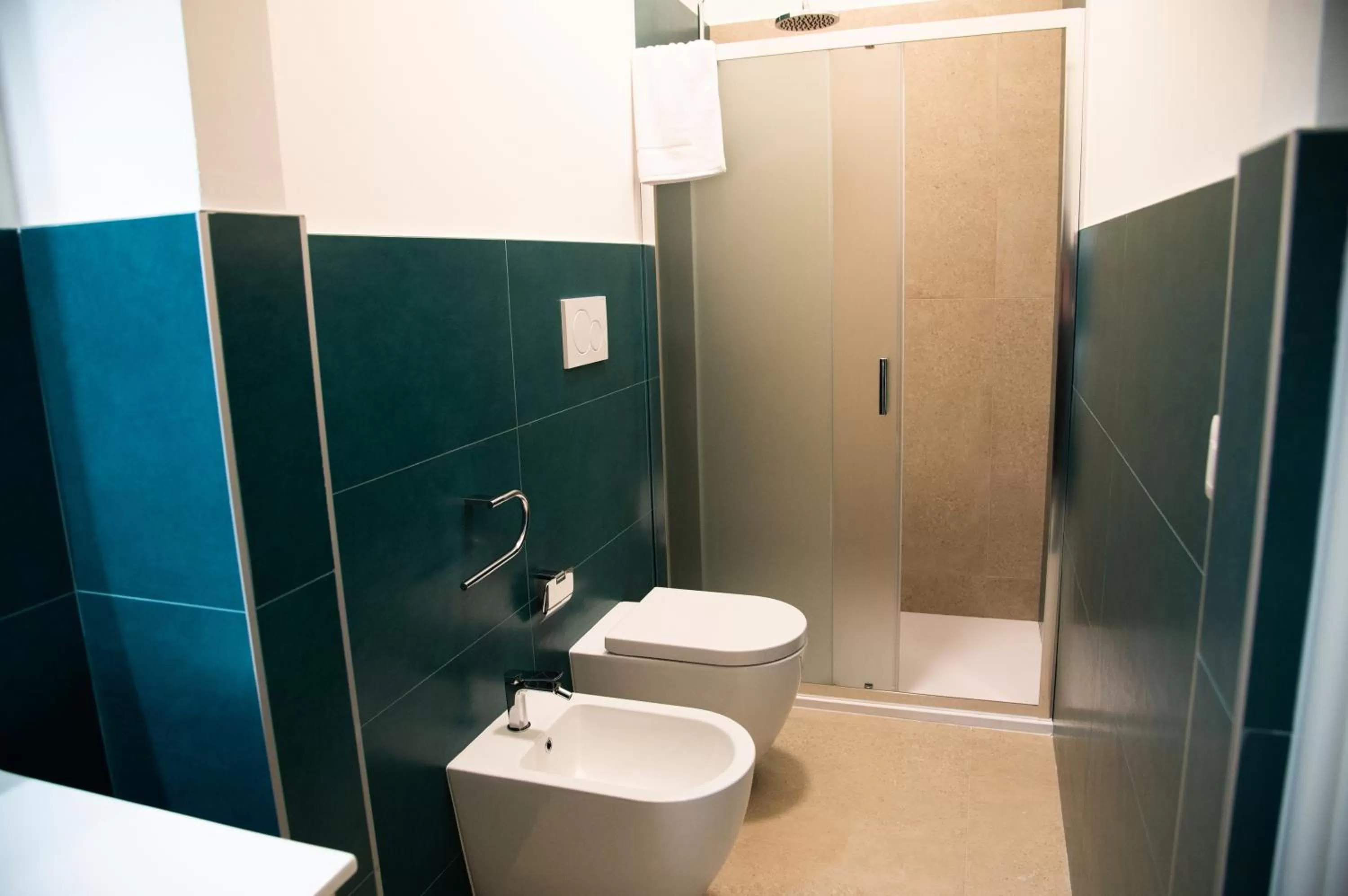 Bathroom in Granelli di sabbia