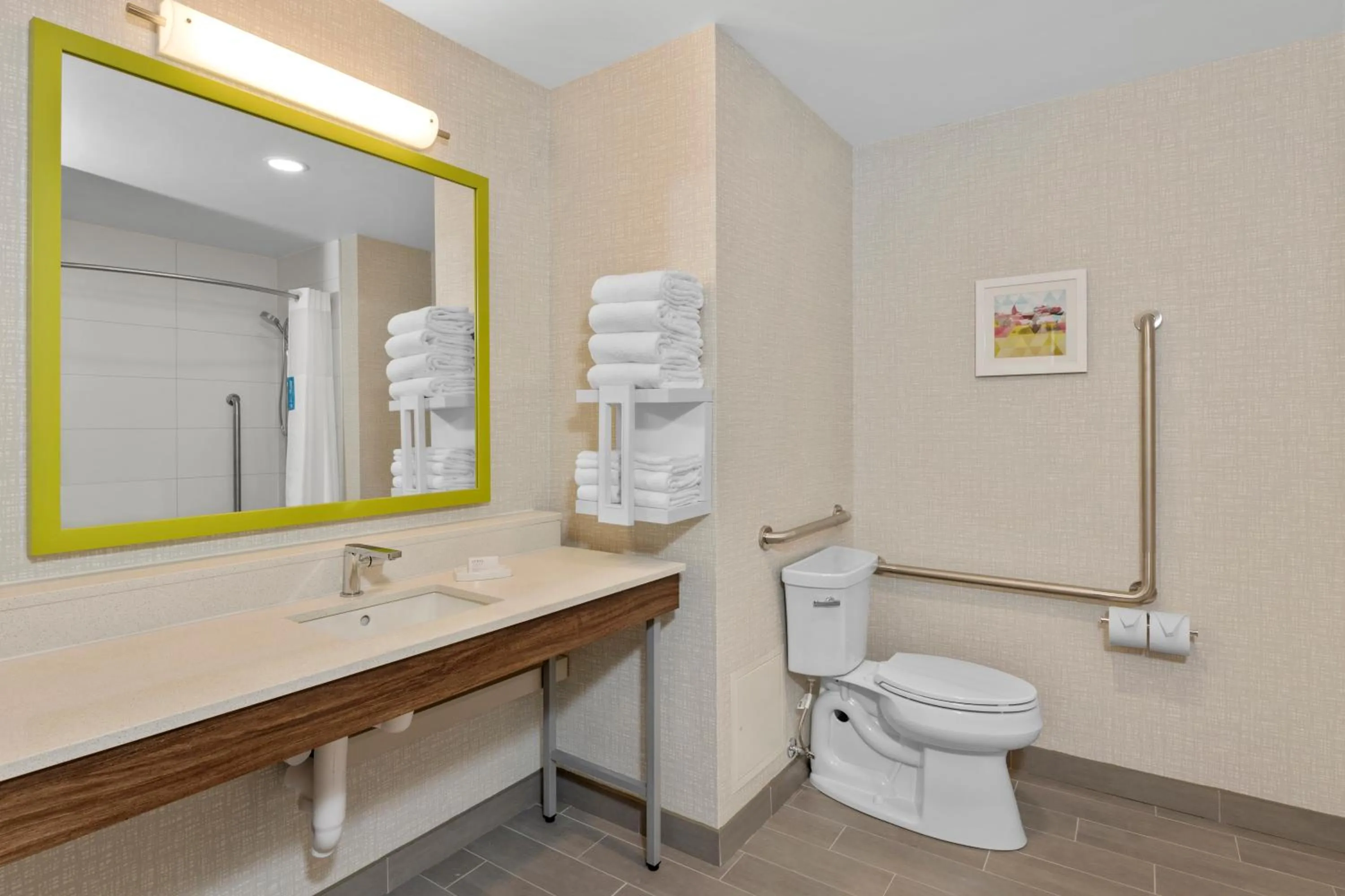 Shower in Hampton Inn By Hilton Cornwall