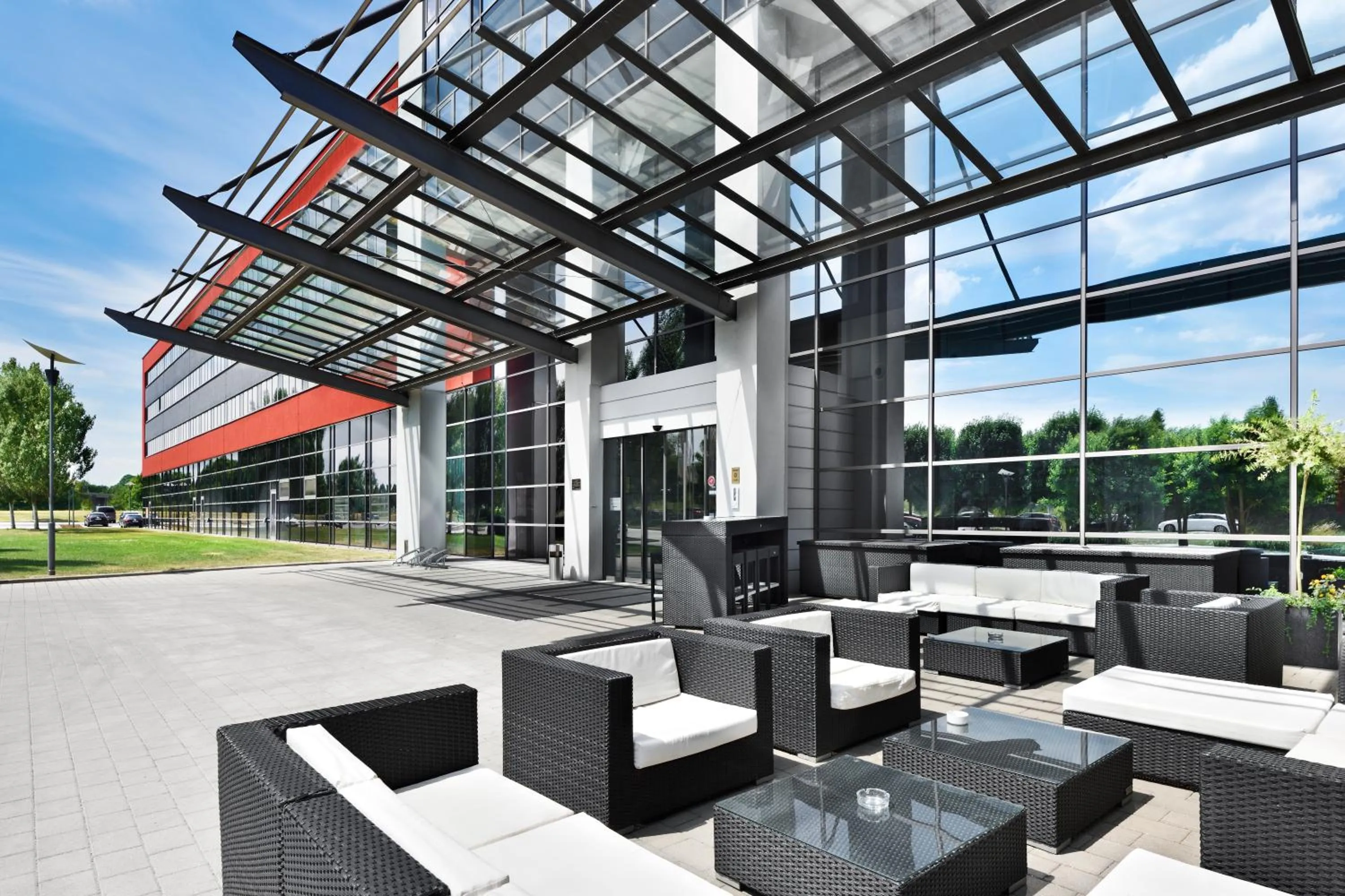 Property building in Novina Hotel Herzogenaurach Herzo-Base
