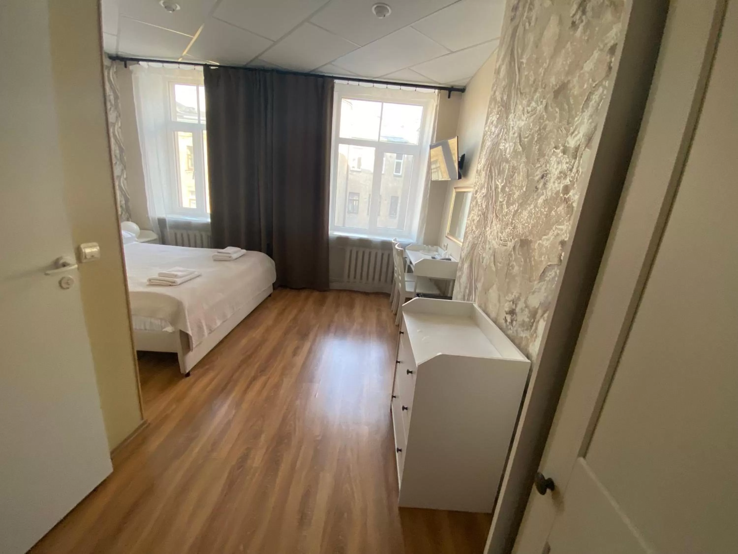 Photo of the whole room, Bed in Viktorija