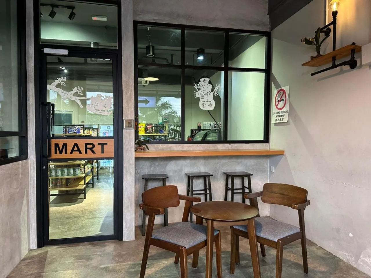 Area and facilities in WF Motel