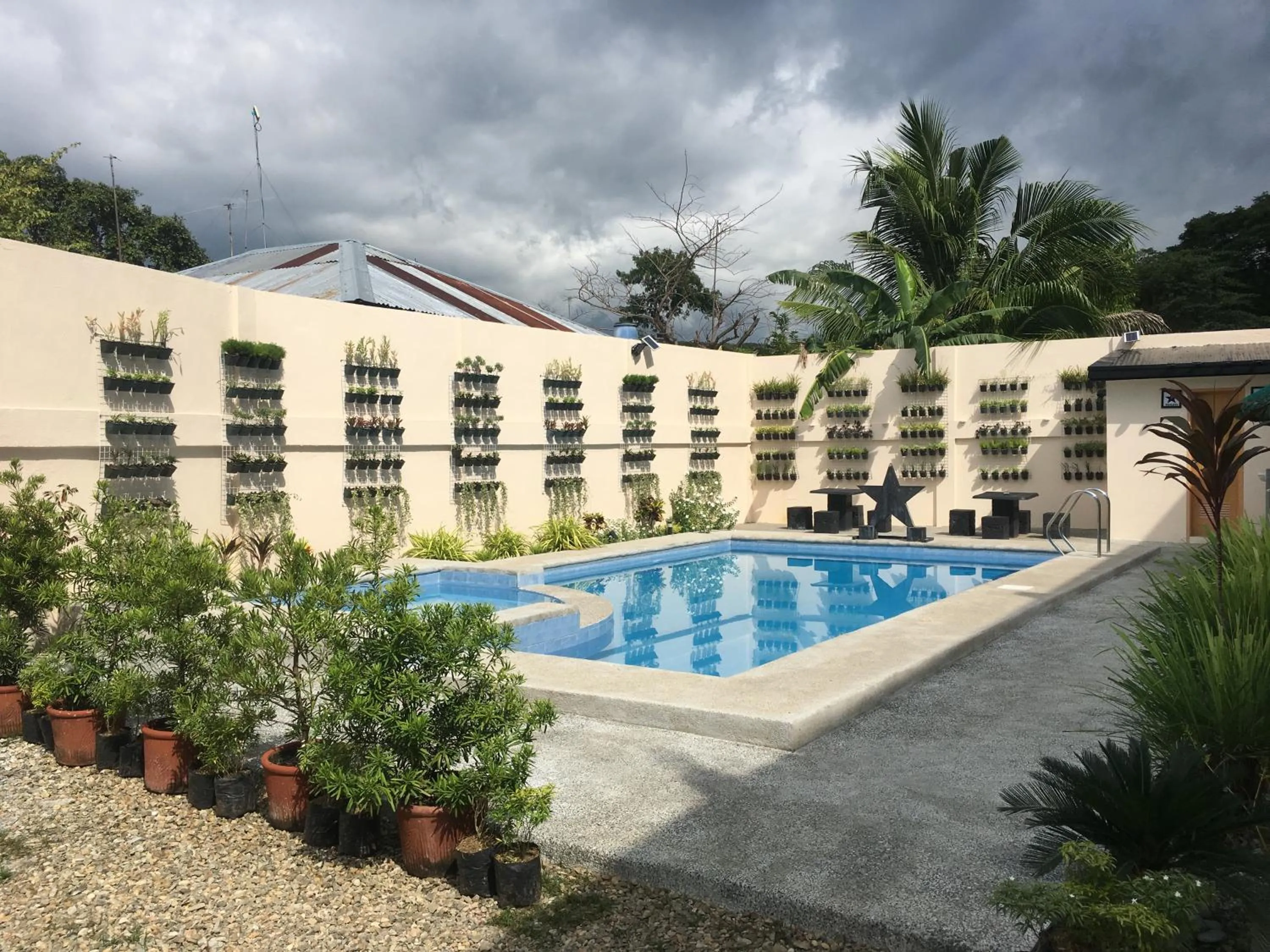 Garden in Stardust Beach Hotel