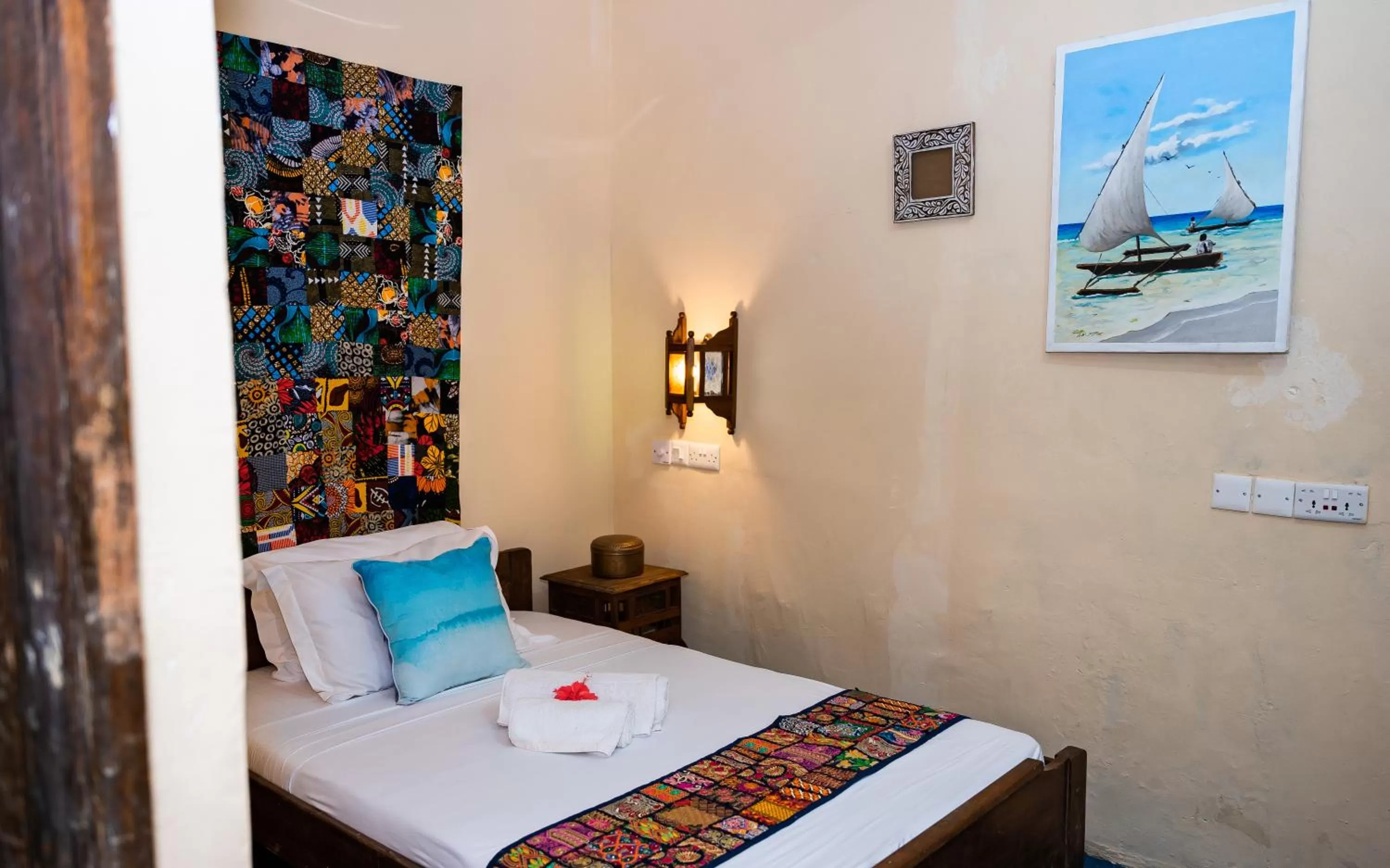 Photo of the whole room, Bed in Emerald Palm Boutique Hotel