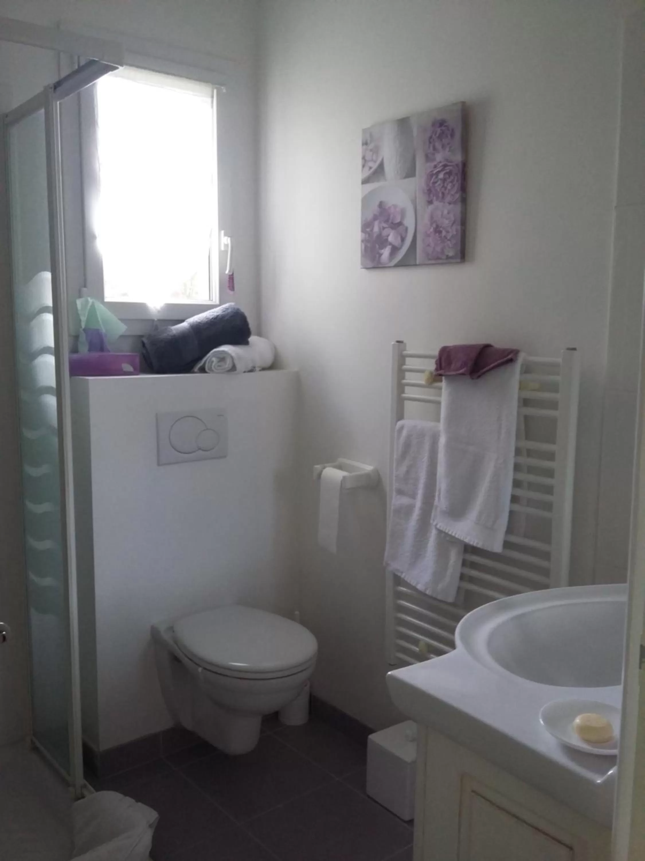 Bathroom in B&B La Forêt de Charmeuse