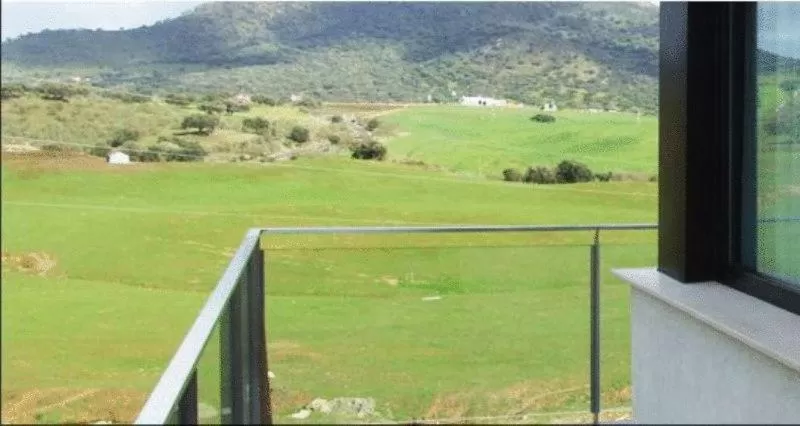 Area and facilities in Complejo 24H