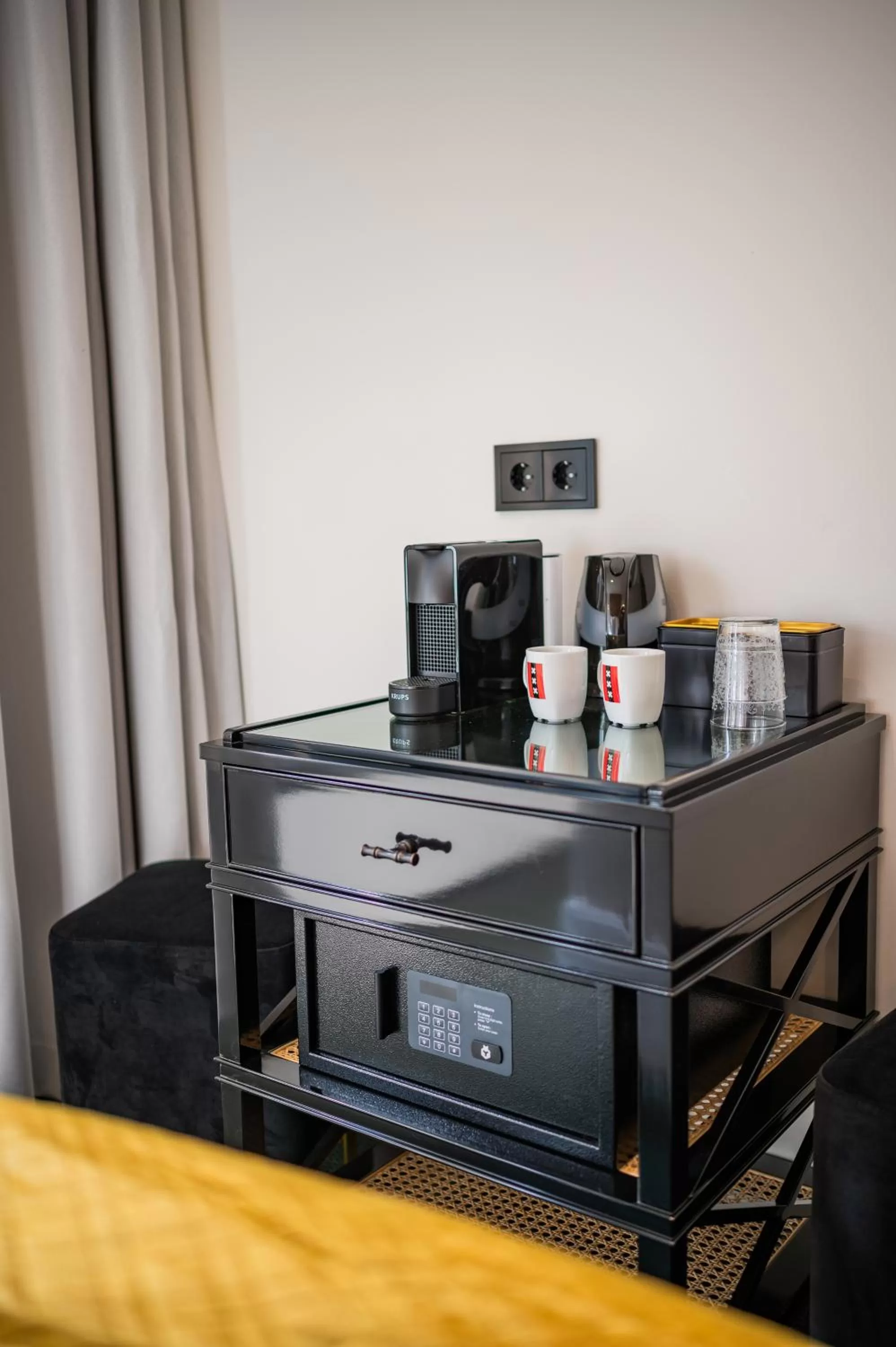 Coffee/tea facilities in Sotel Amsterdam Central Station