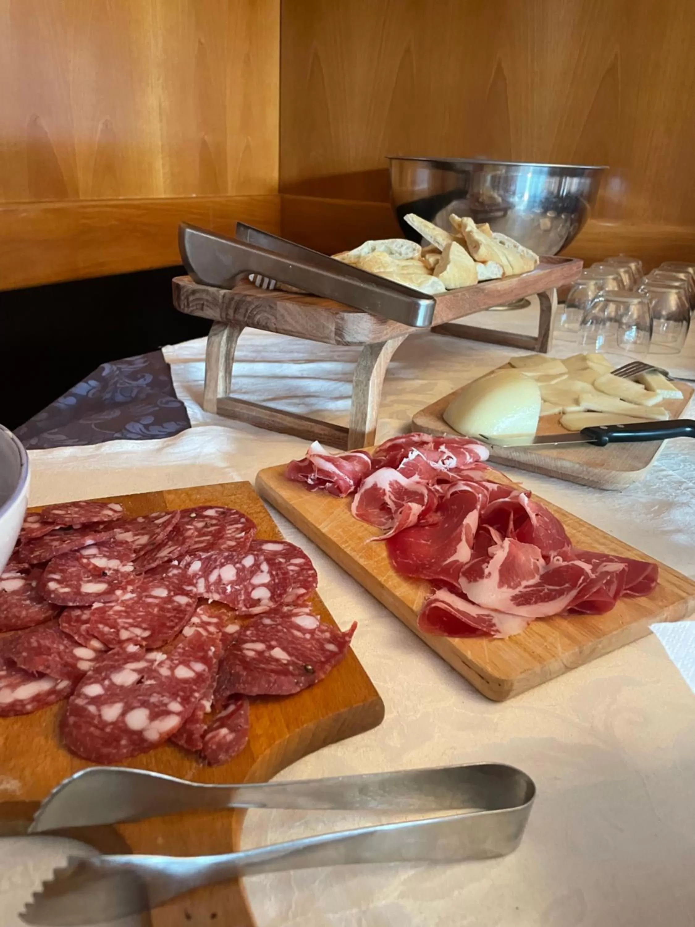 Food and drinks in Hotel Gattapone