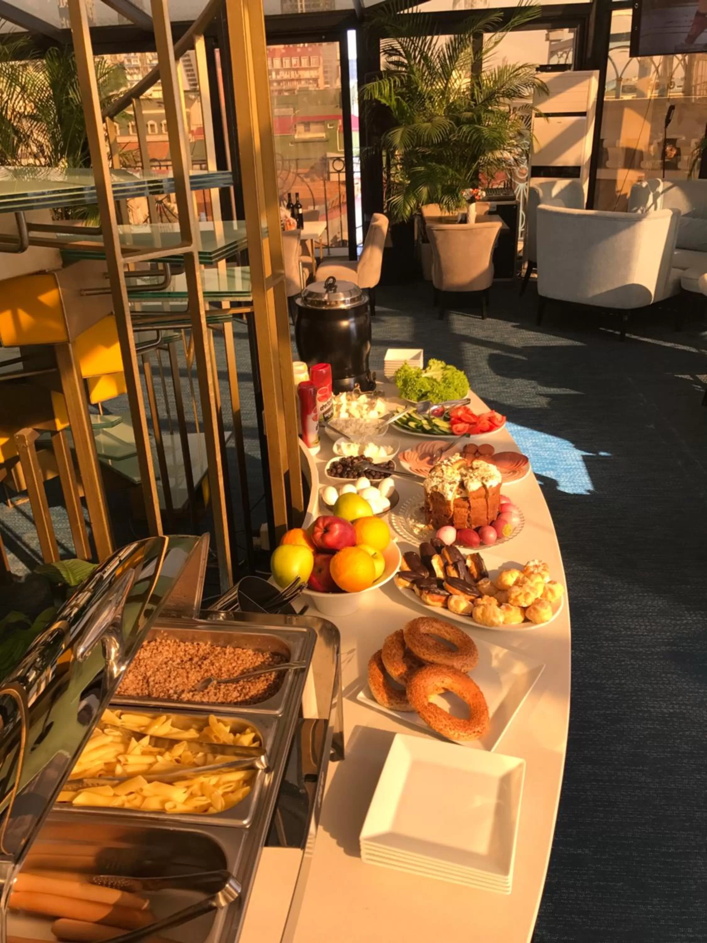 Lounge or bar in Hotel Old Town