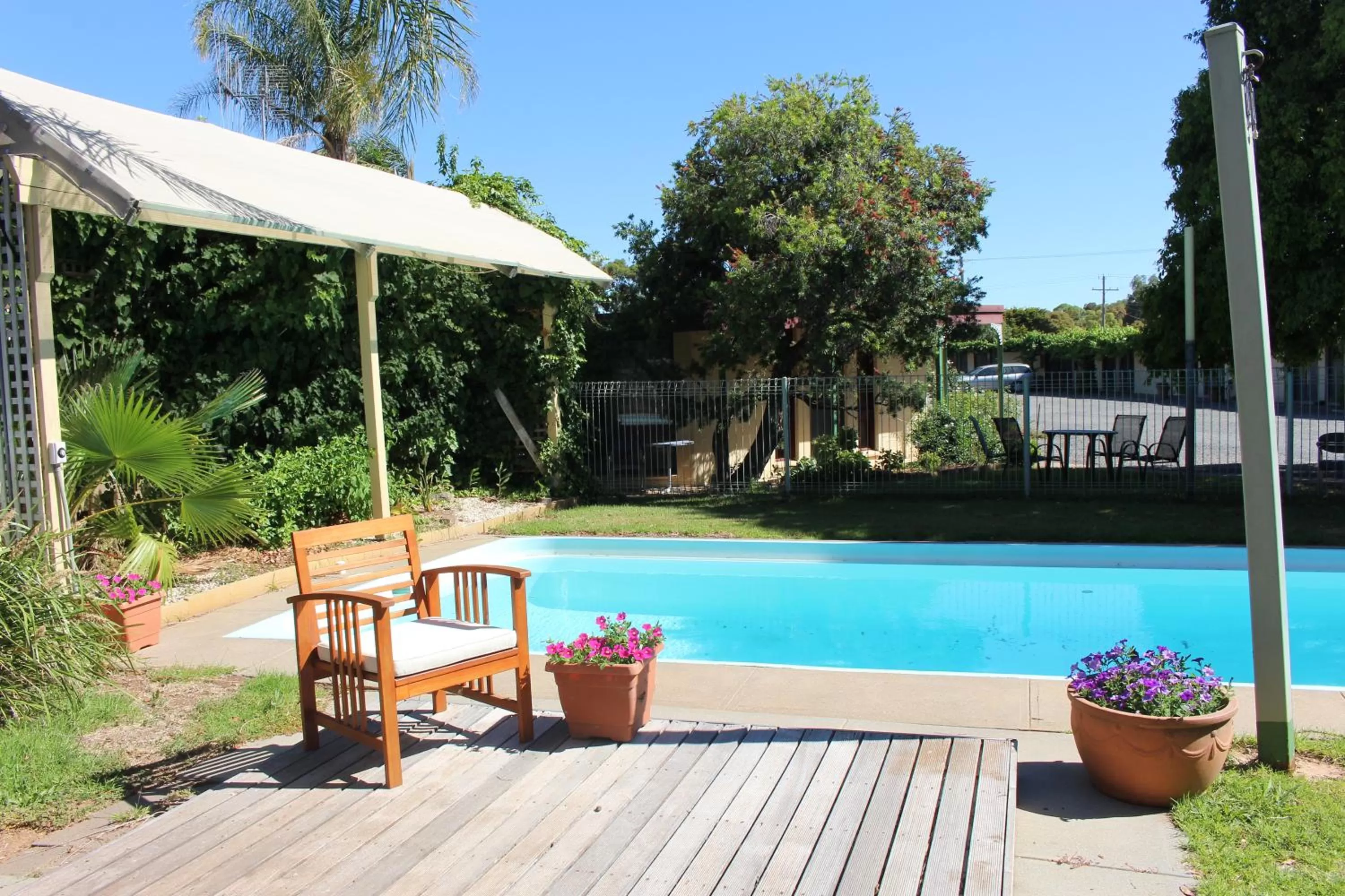 Garden in Cobram Colonial Motor Inn