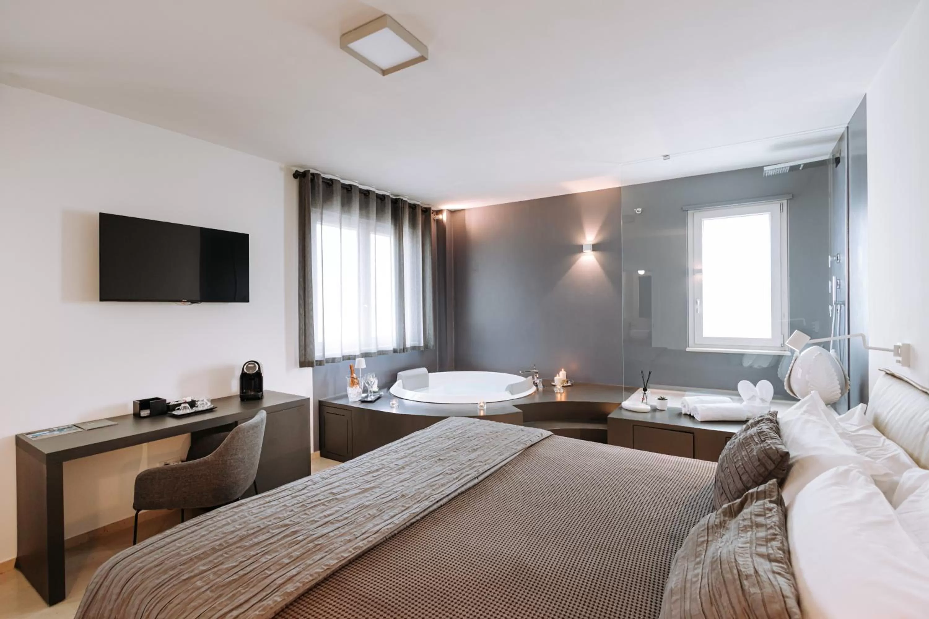 Bed in Suite1212 - Rattazzi