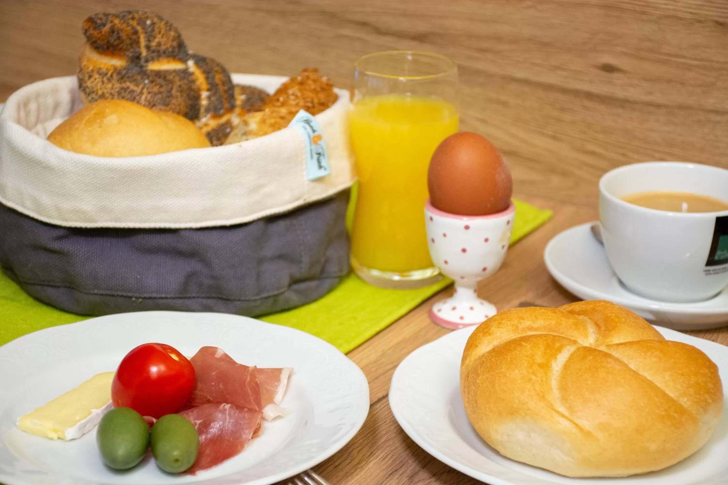 Buffet breakfast in Landhotel Post Ebensee am Traunsee ***S