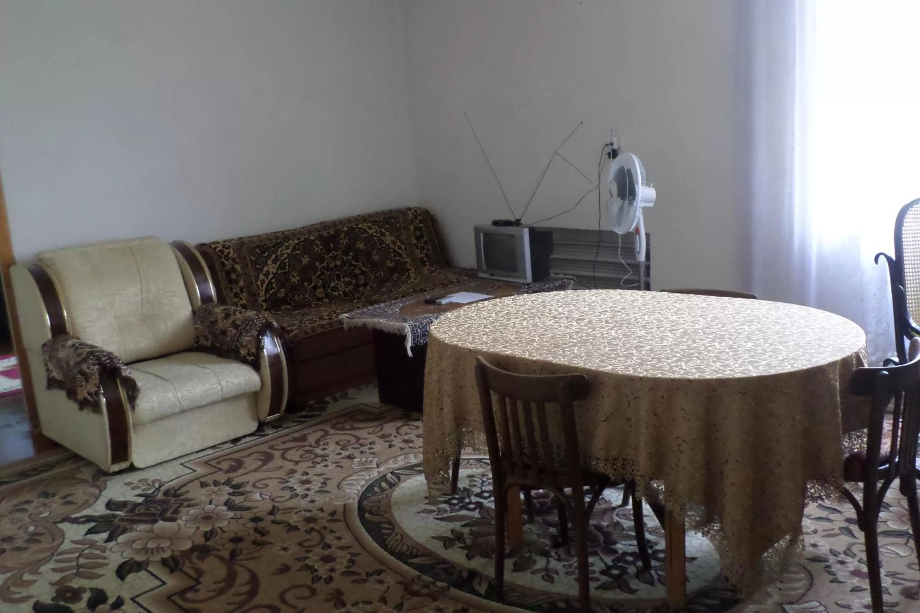 Living room in Spandaryan House