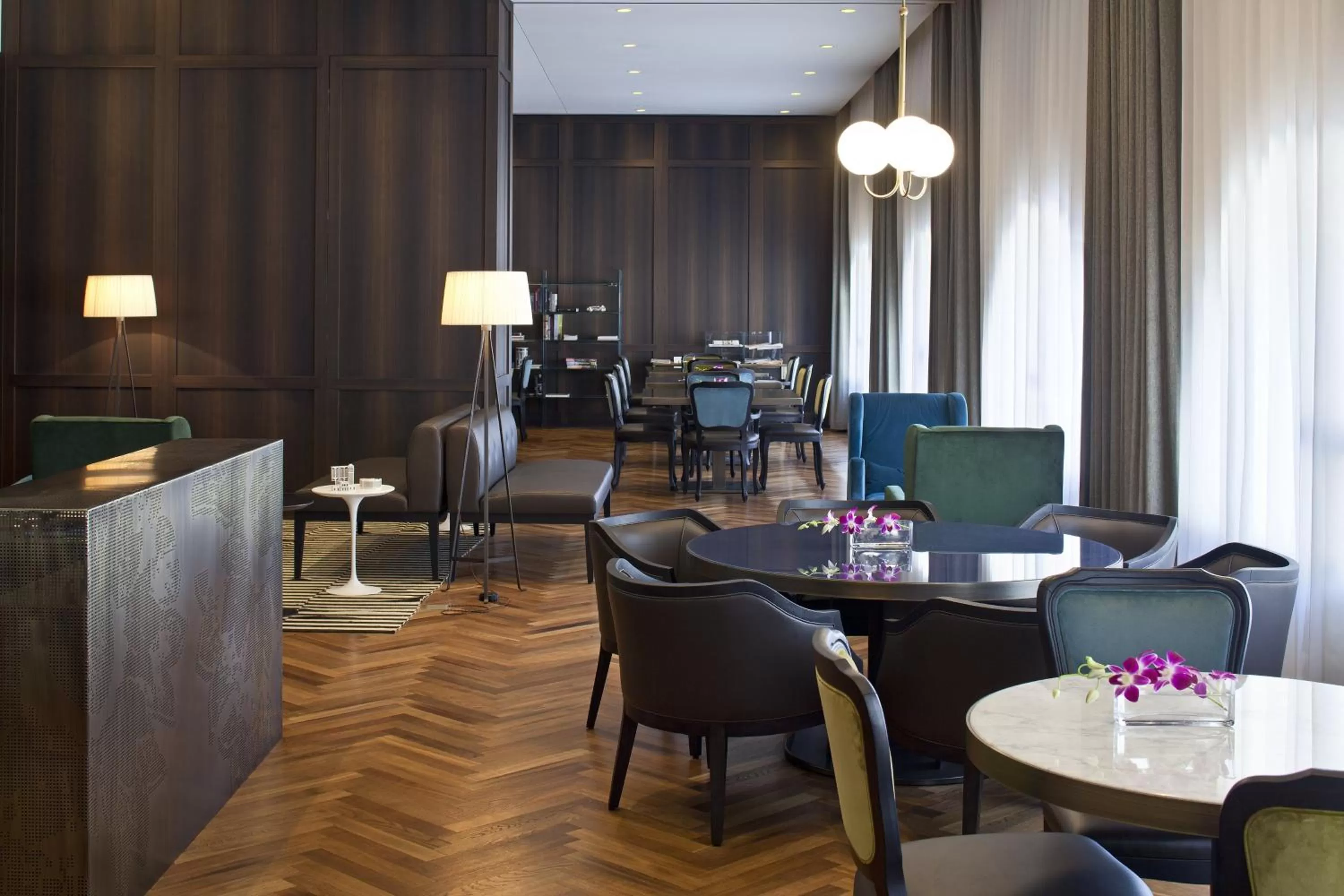 Lounge or bar in The David Citadel Jerusalem